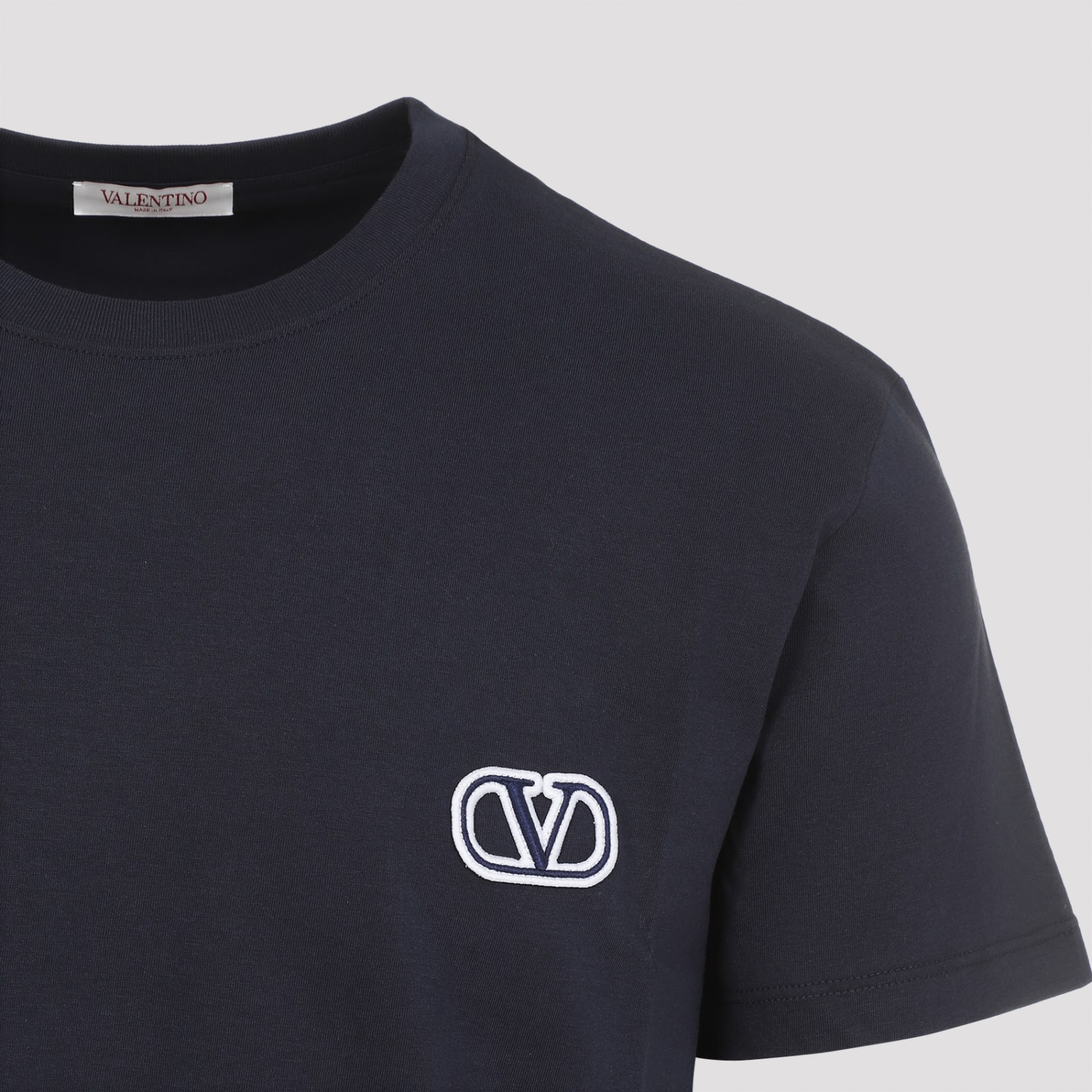 Shop Valentino V Logo Cotton T-shirt In Navy