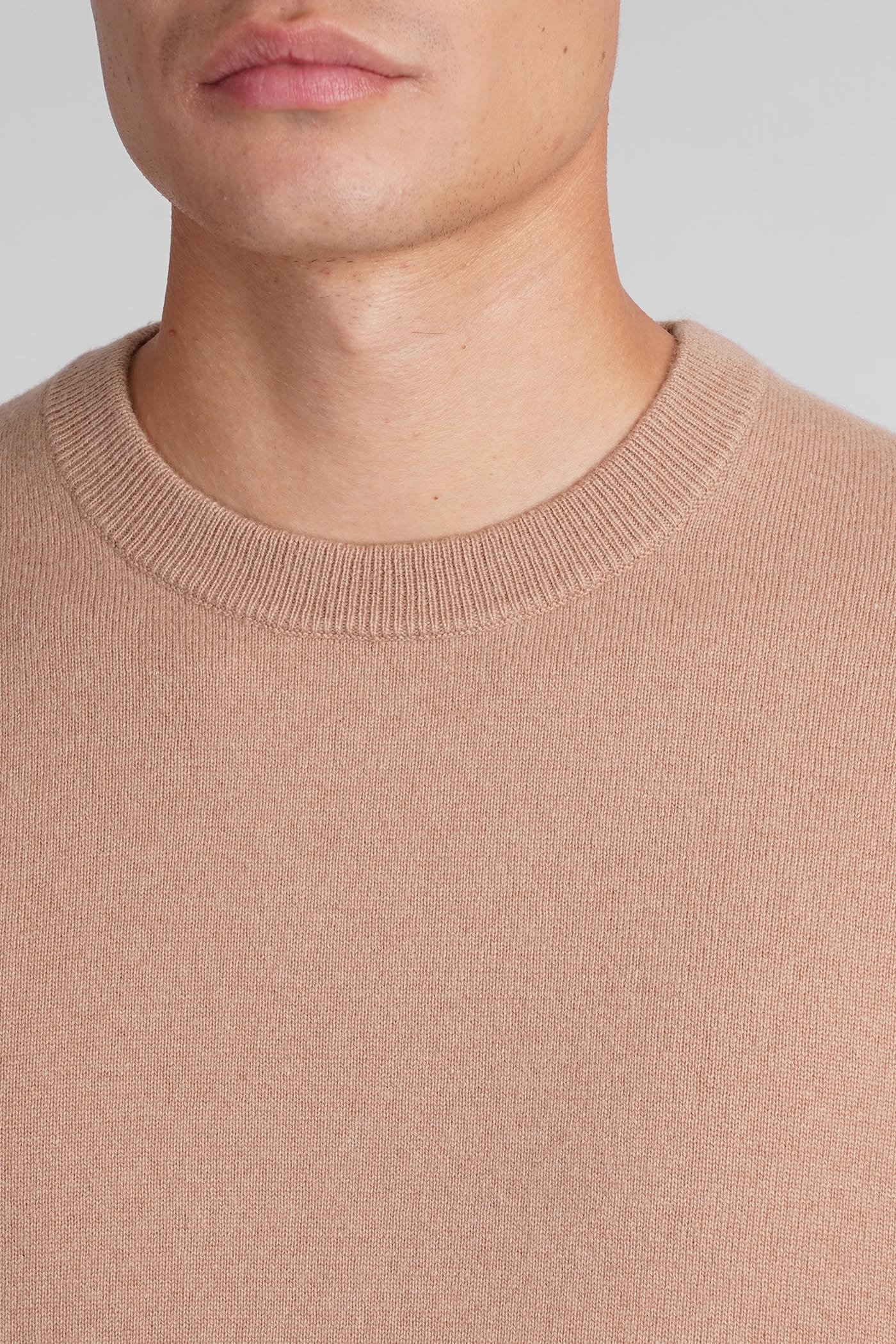 Shop Theory Knitwear In Camel Cashmere