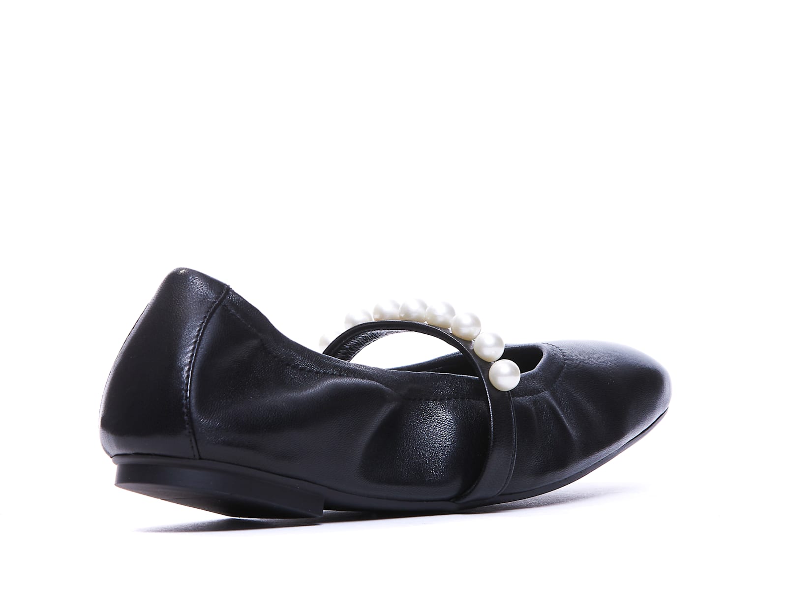 Stuart Weitzman Goldie Flat Ballets In Black