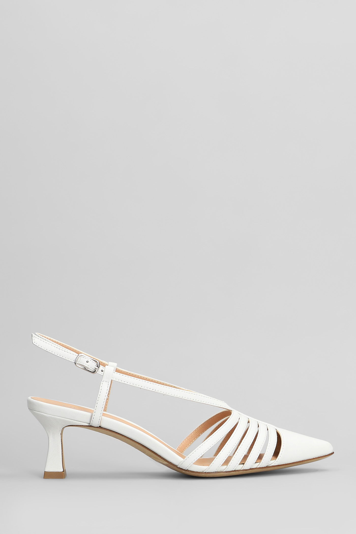 Pumps In White Leather