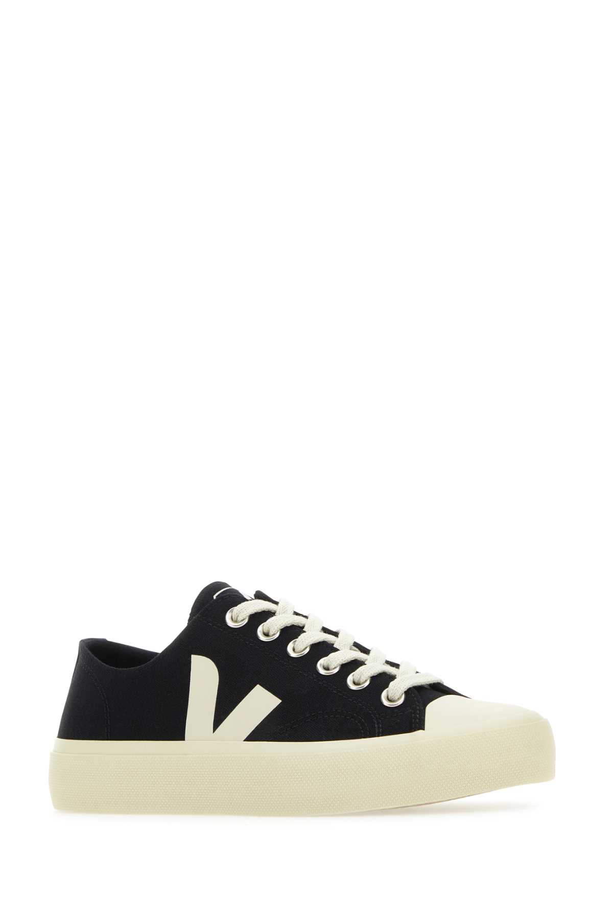 Veja Black Canvas Wata Ii Sneakers In Blackpierre