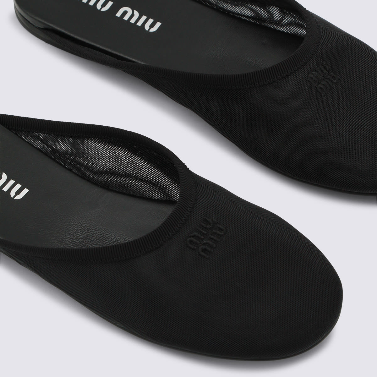 Miu Miu Black Leather Flats In Black