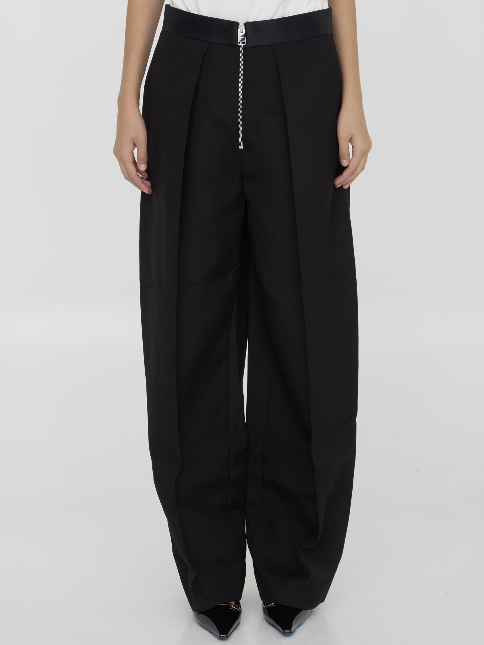 Shop Khaite Marine Pants In Black