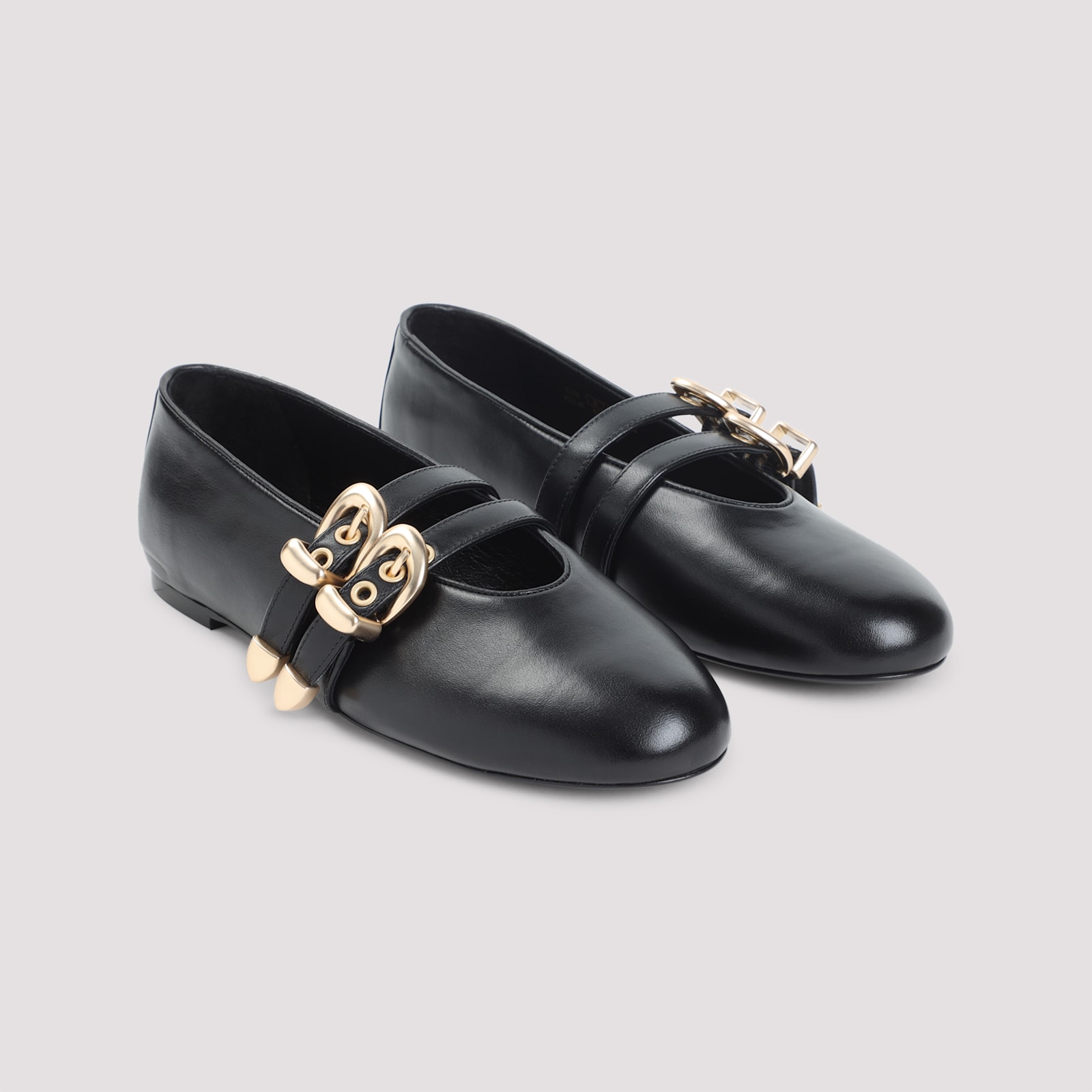 Stuart Weitzman Rounded Toe Pumps With Double Buckle Detail In Black