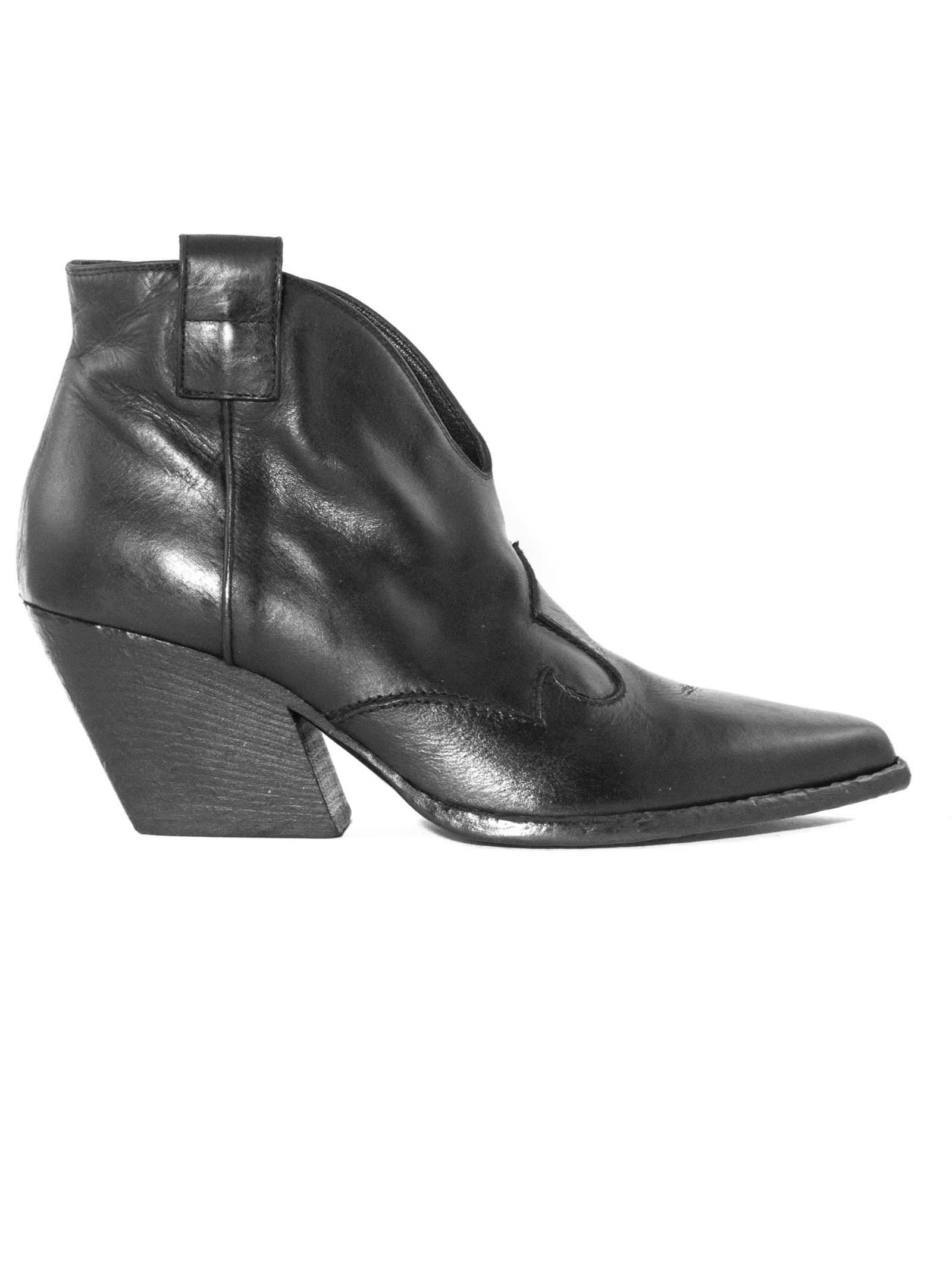 Elena Iachi Black Leather Texan Ankle Boot