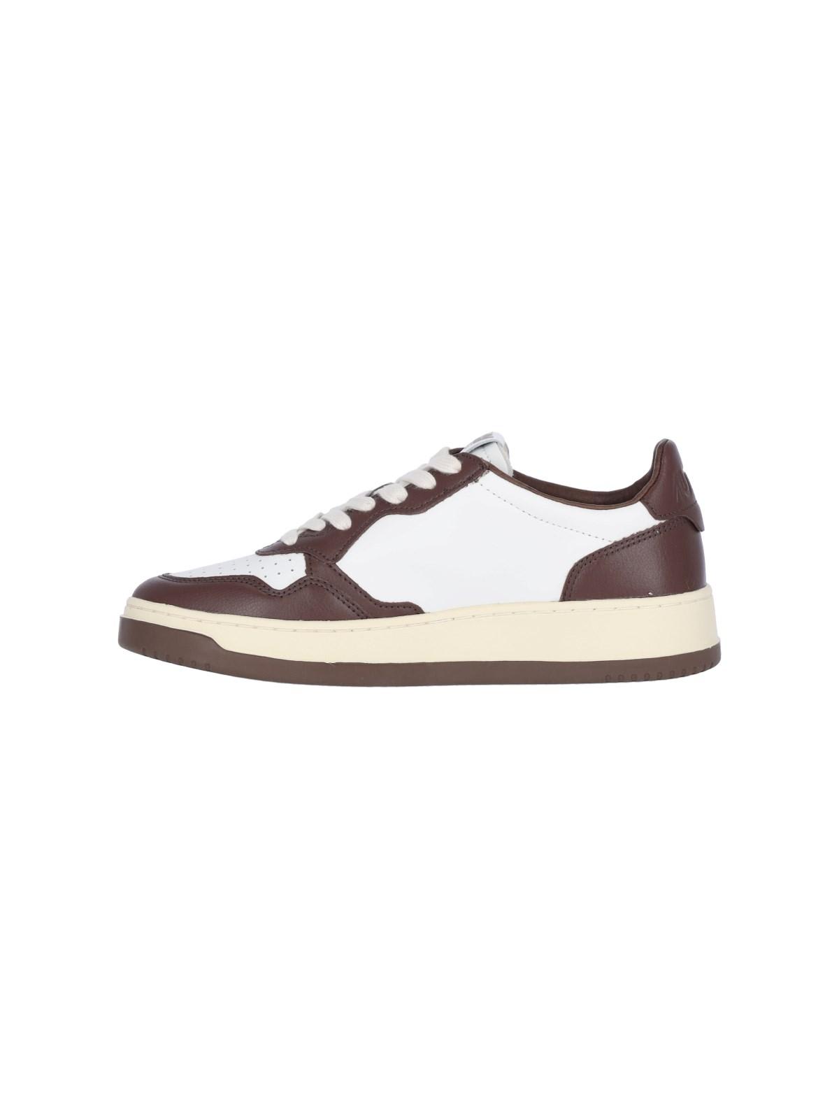 Shop Autry Medalist Low-top Sneakers In Marrone