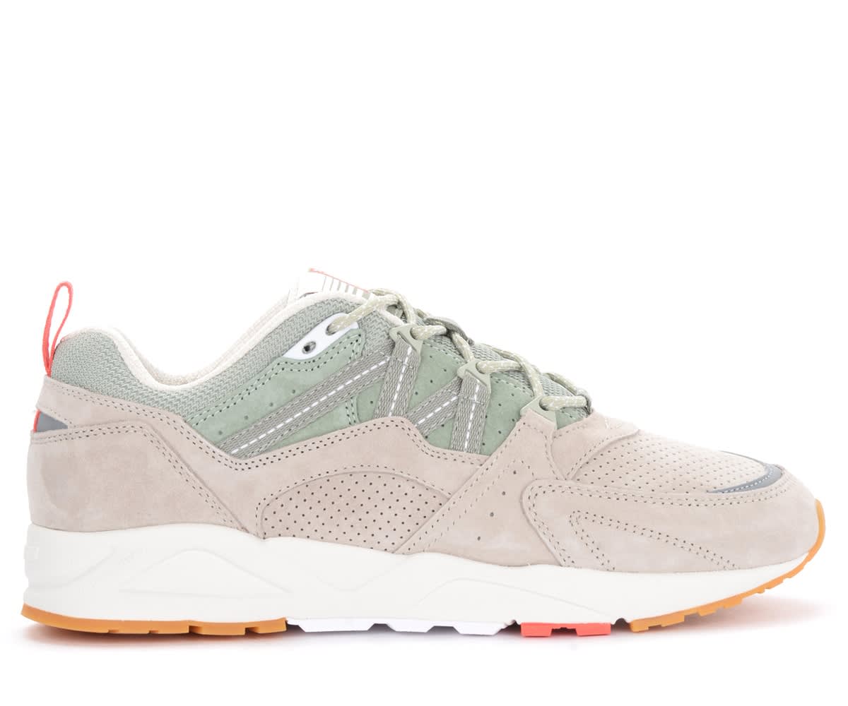 Karhu Fusion 2.0 Sneakers In Gray And Beige Suede
