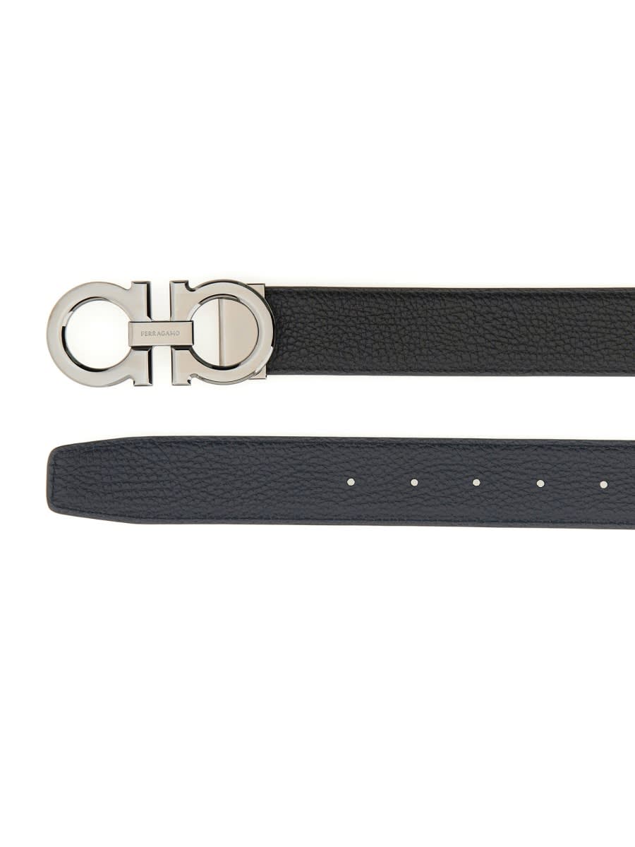 Shop Ferragamo Reversible Belt Hooks In Black