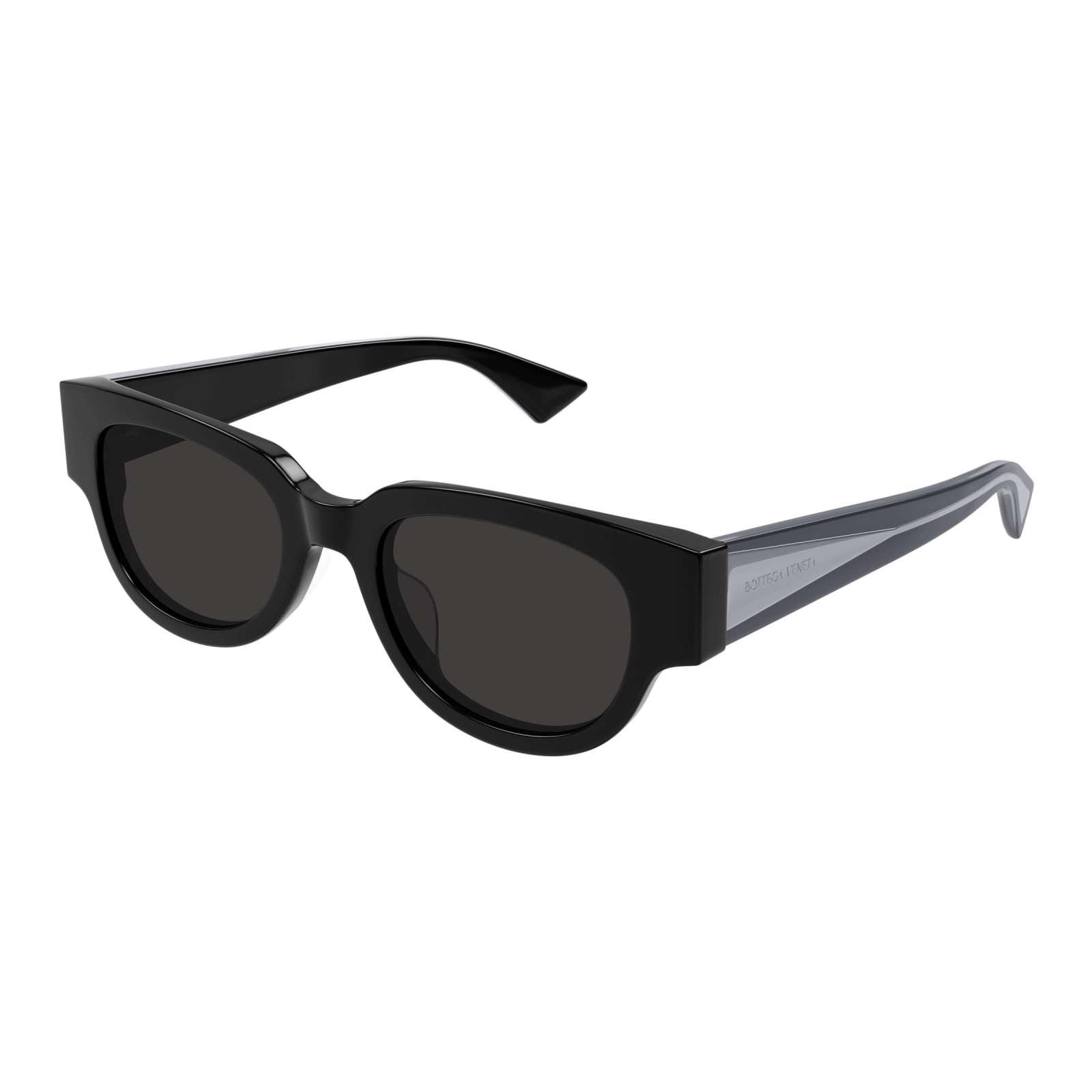 Shop Bottega Veneta Sunglasses In Nero/grigio