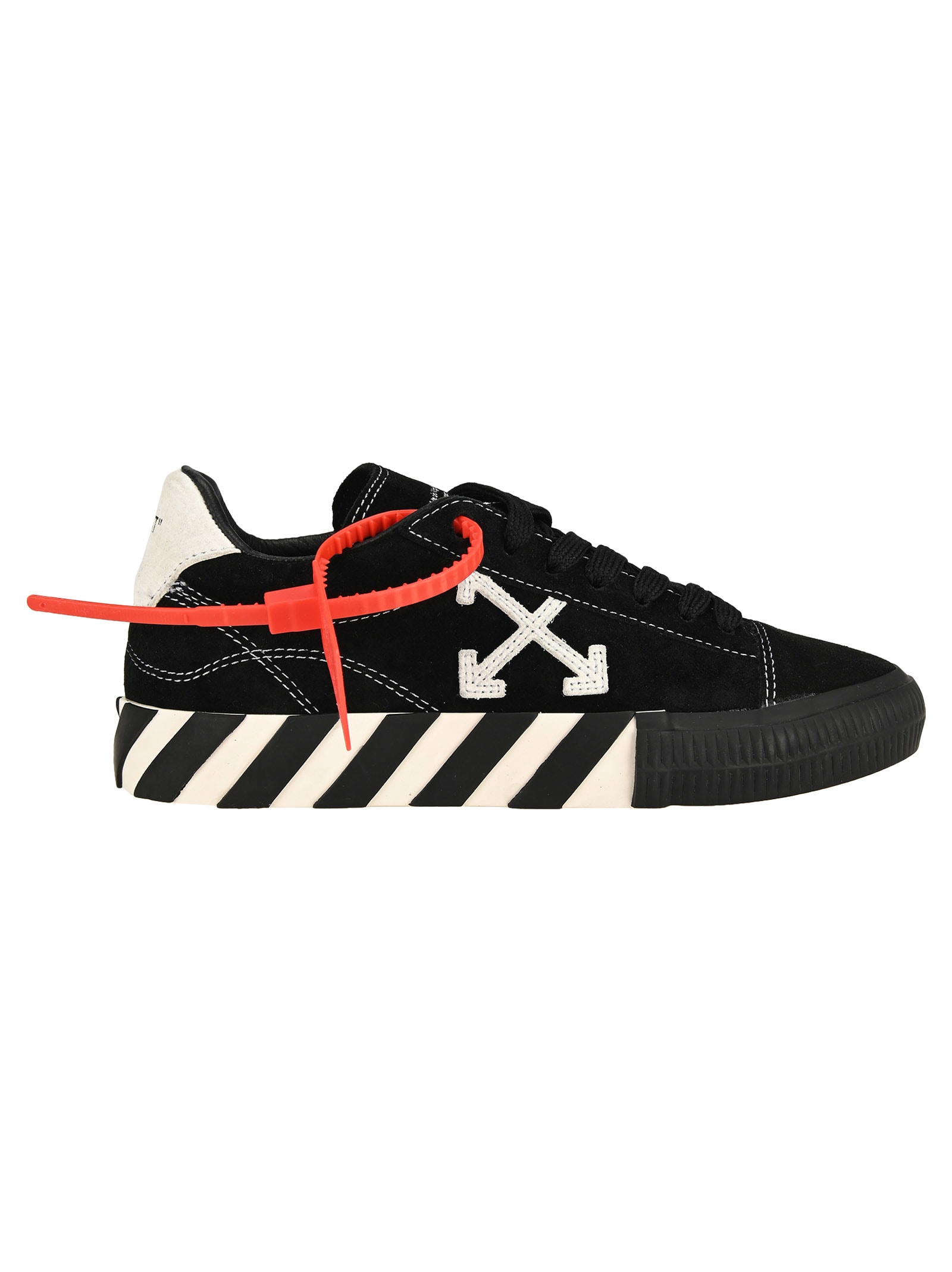 low top vulcanized sneakers