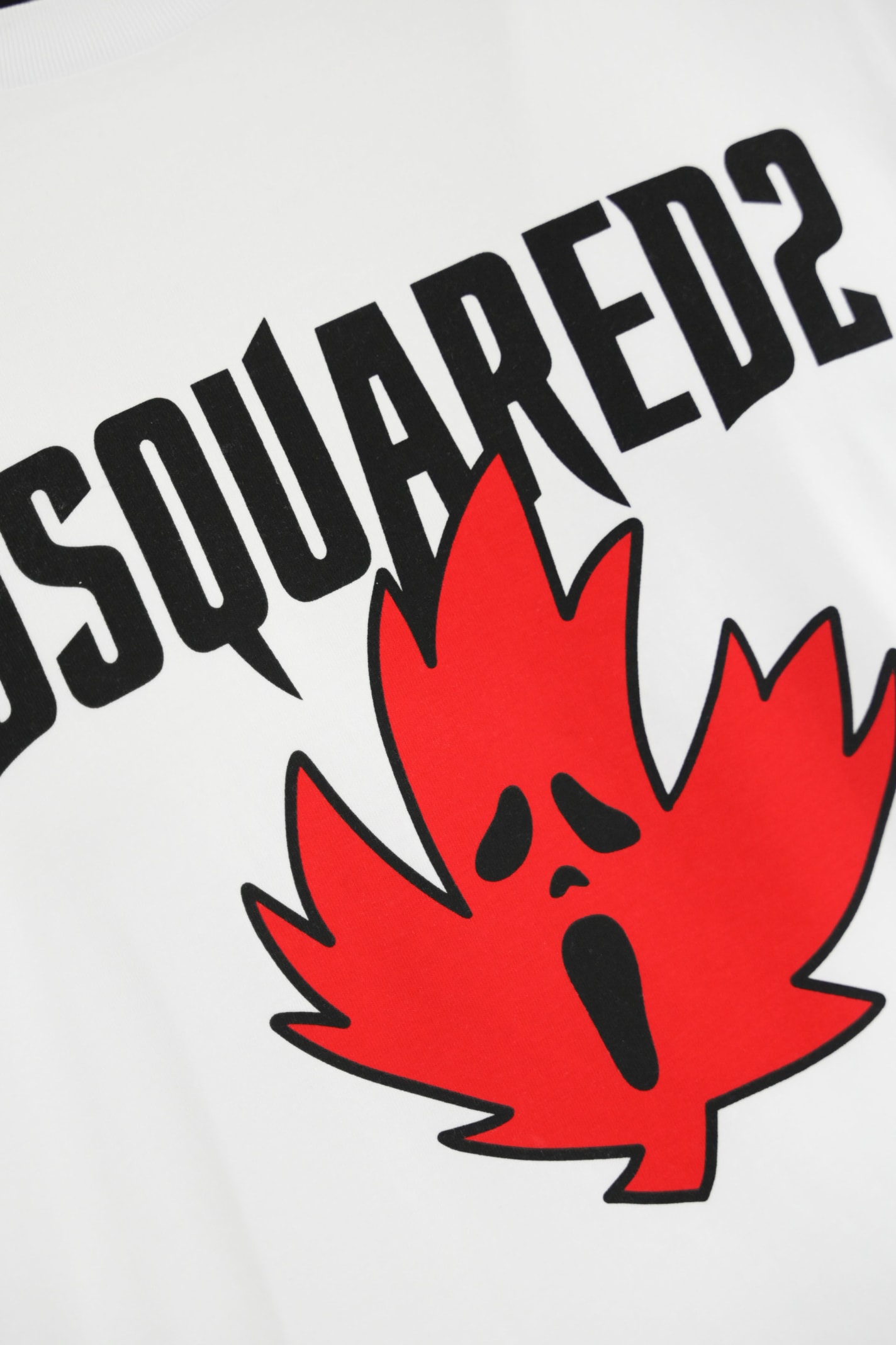 Shop Dsquared2 T-shirt With Ghost Maple Leaf Print In Cotton In White