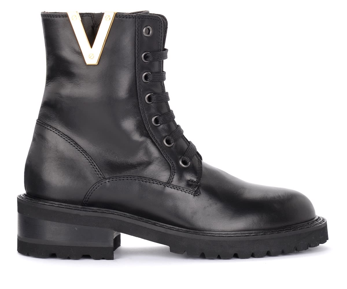 Via Roma 15 Black Leather Ankle Boots With Side V