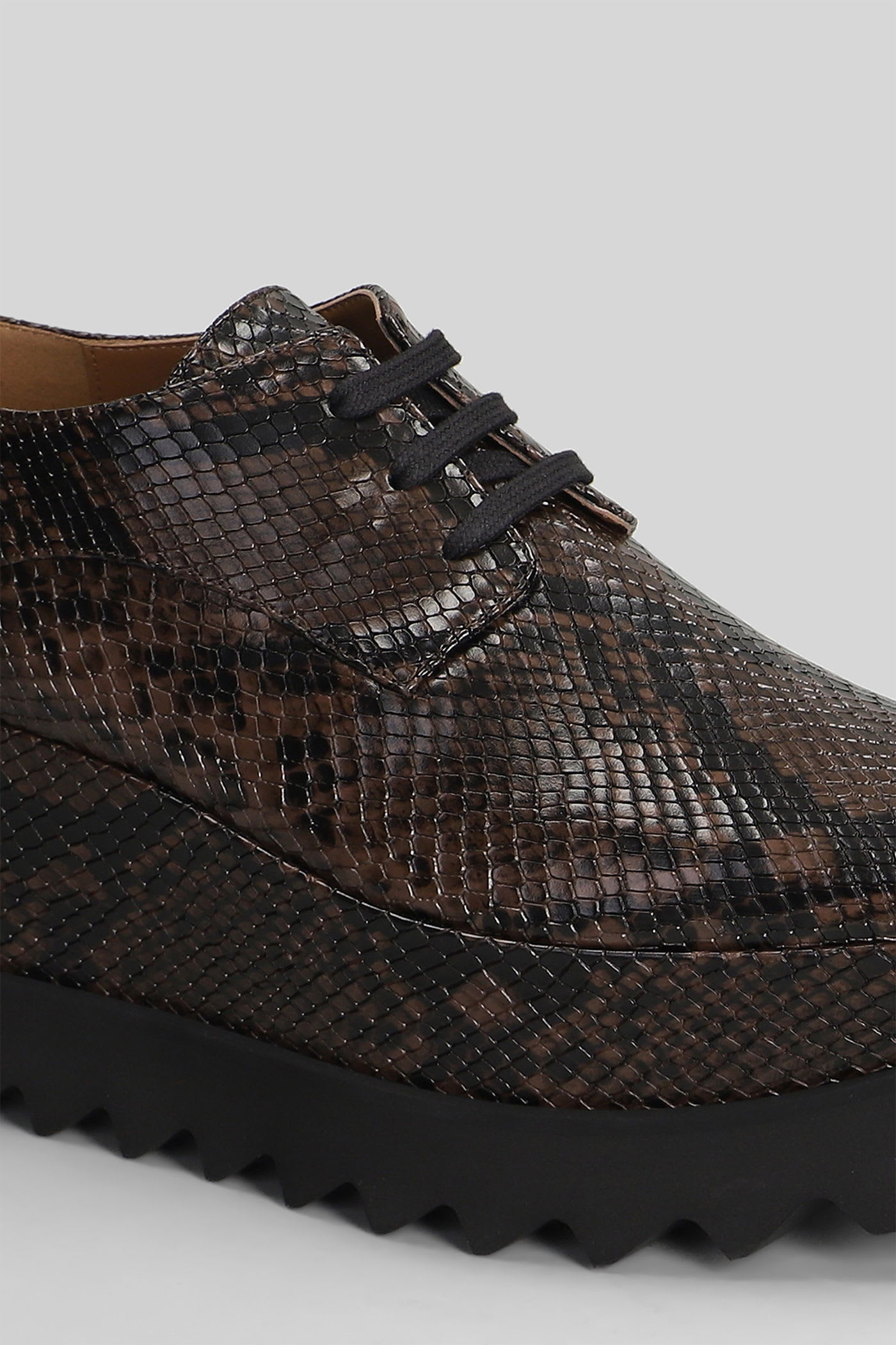 Stella Mccartney Sneakelyse Sneakers In Python Print Polyuretan In Brown