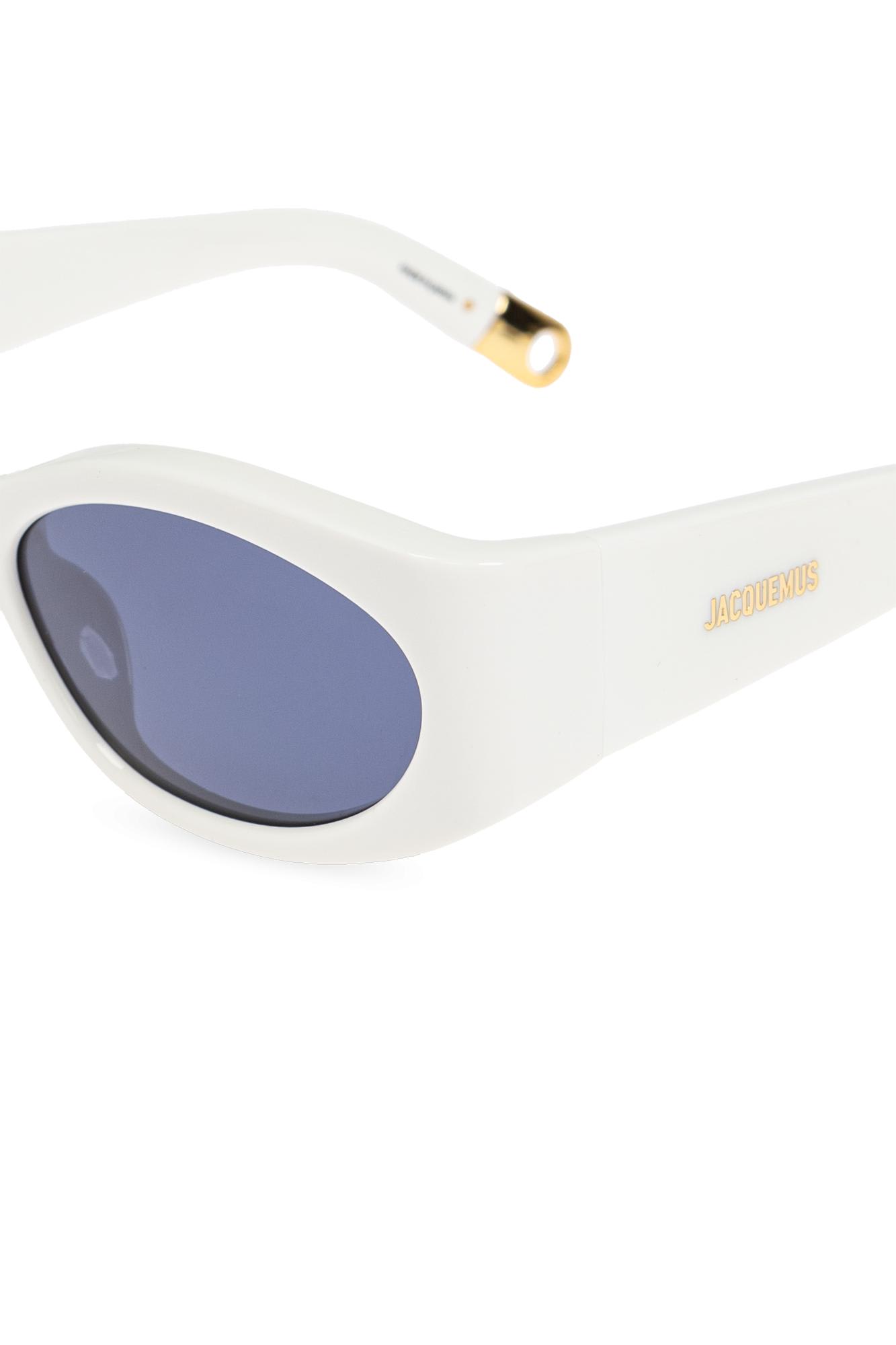 Jacquemus Les Lunettes Ovalo Sunglasses In White Blue