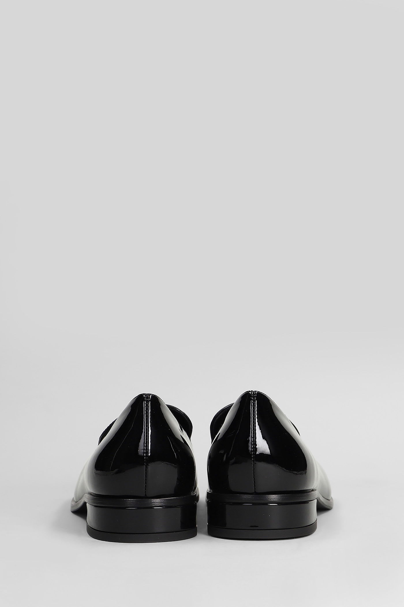 Givenchy Elegant Loafer Loafers In Black Patent Leather In Black