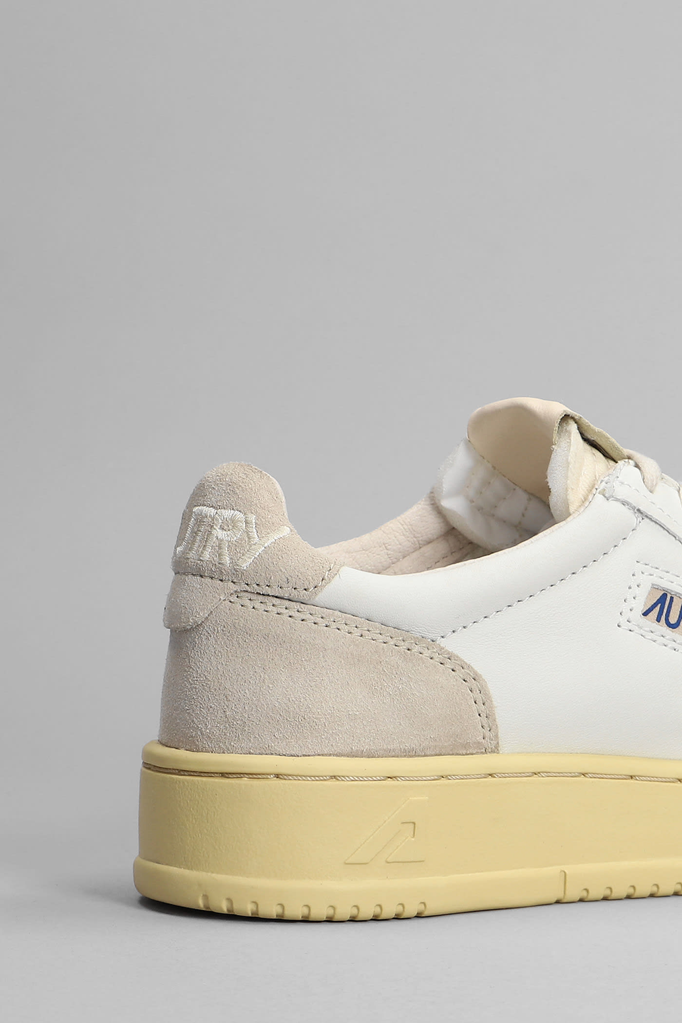 Shop Autry 01 Sneakers In White Suede And Leather In White Sand