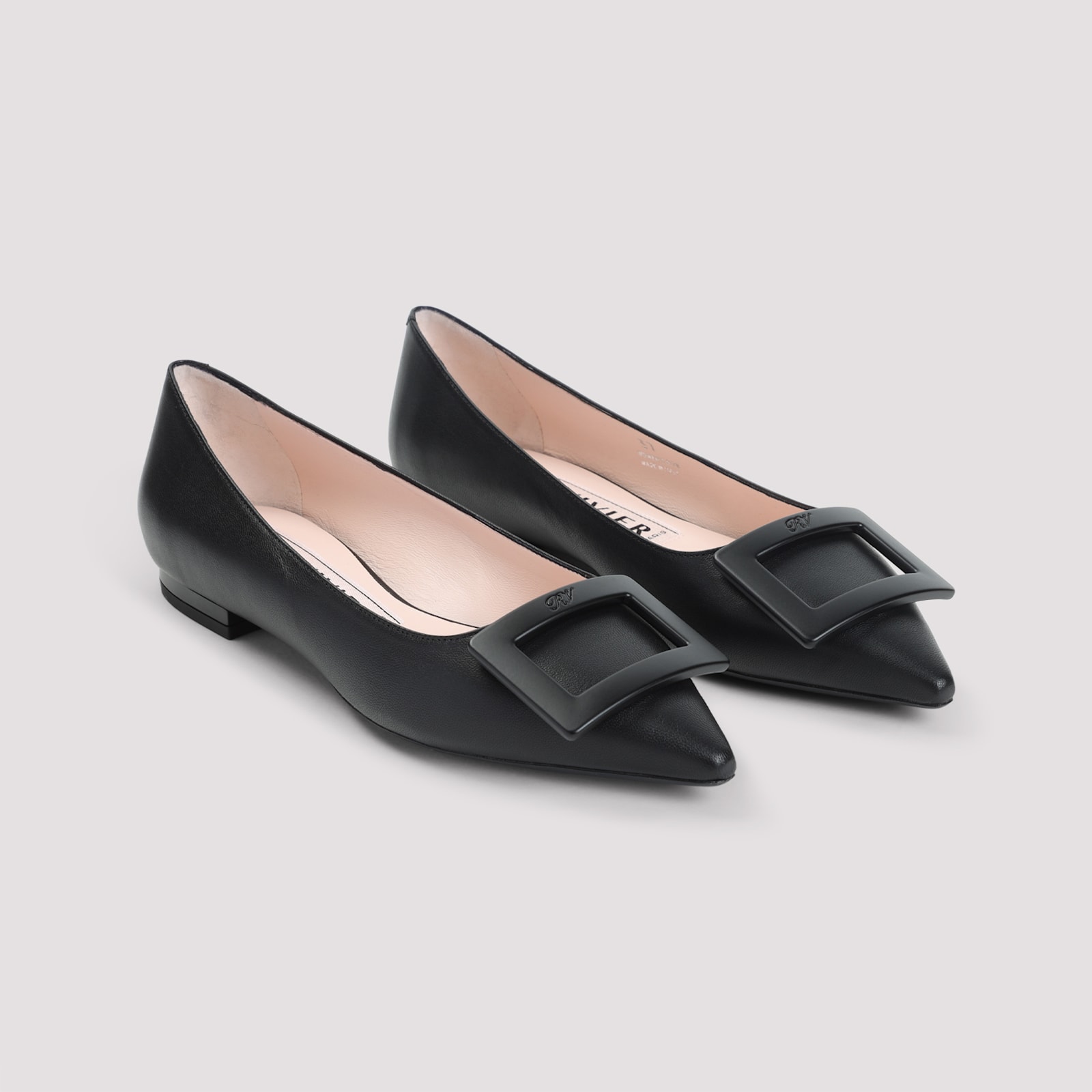 Roger Vivier Black Goat Leather Gommettine 05 Ballerinas In Black