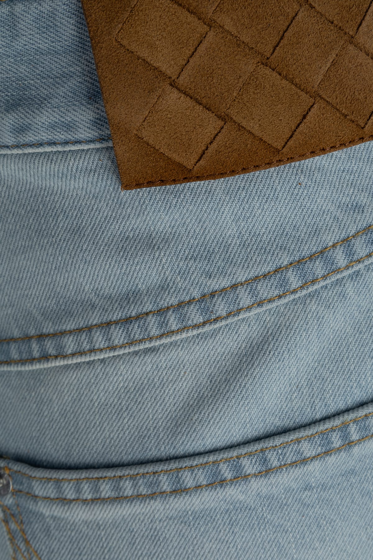 Bottega Veneta Extra Bleached Turned Up Jeans In Light Blu
