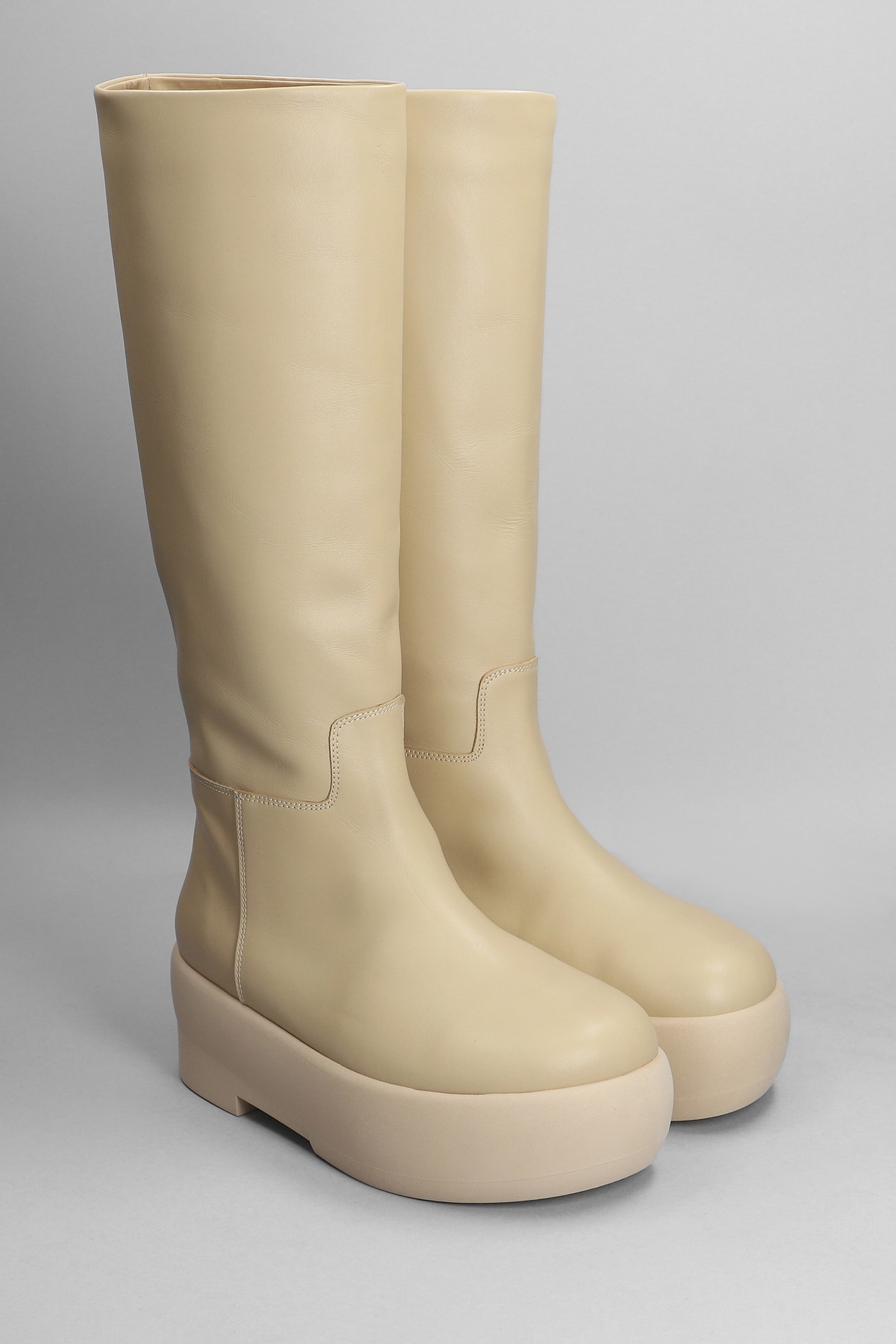 Shop Gia Borghini Gia 16 Low Heels Boots In Beige Leather In Neutro