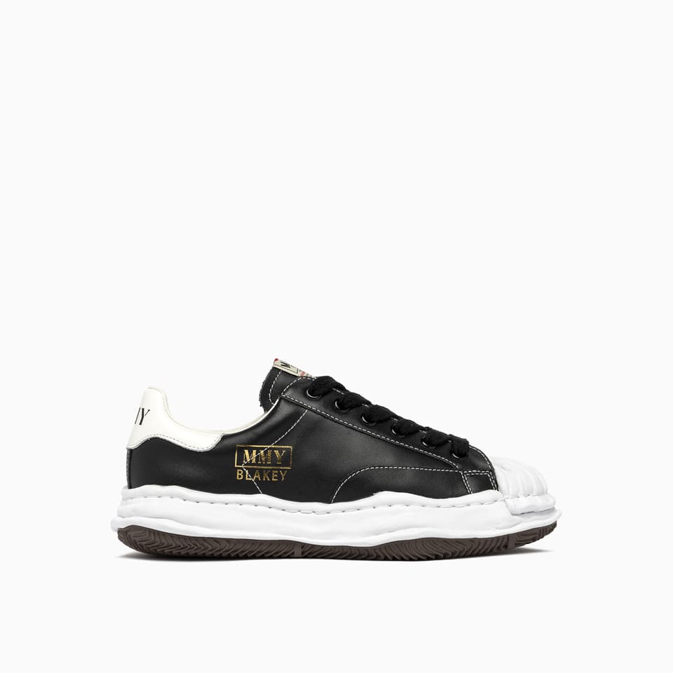 Miharayasuhiro Maison Mihara Yasuhiro Black Canvas Blakey Low Top Sneakers In White
