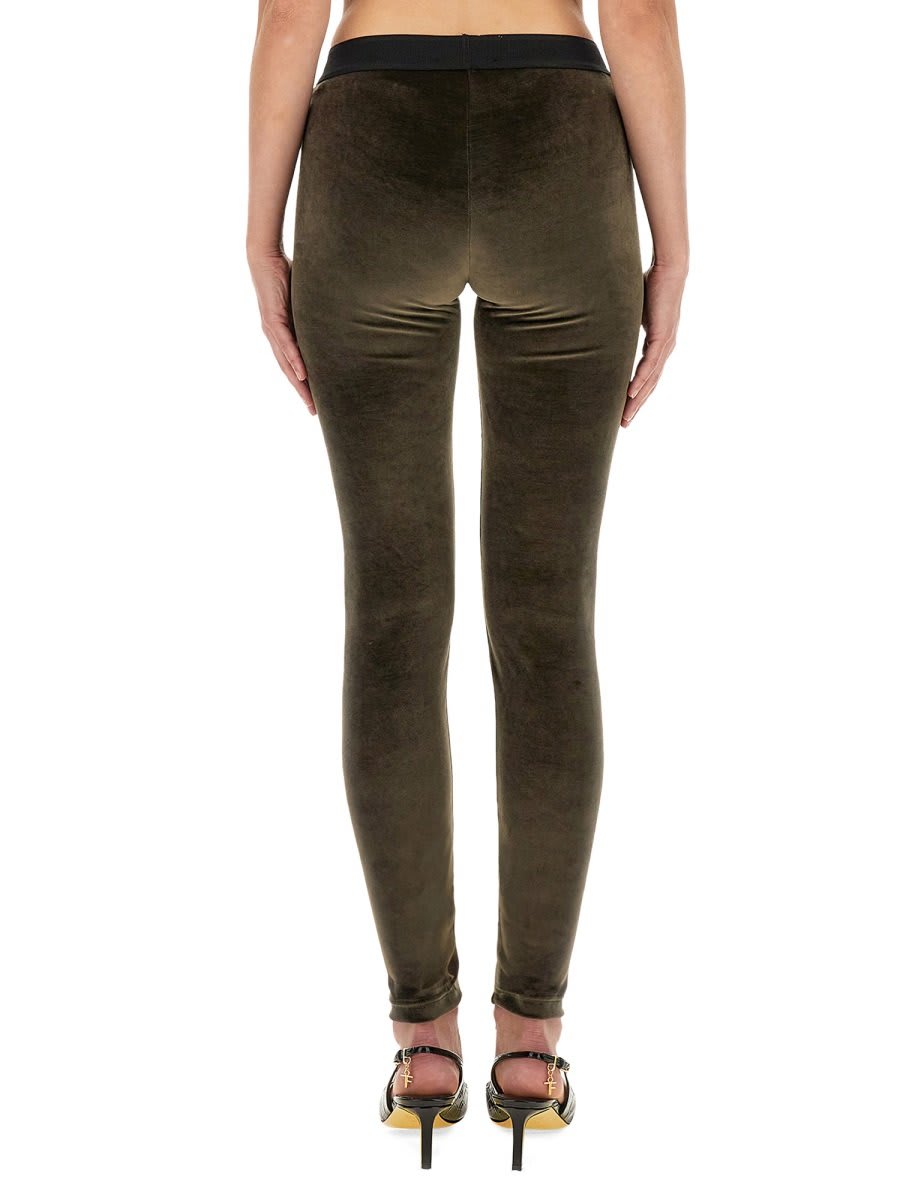 Shop Tom Ford Stretch Lustrous Velour Signature Leggings In Military Green