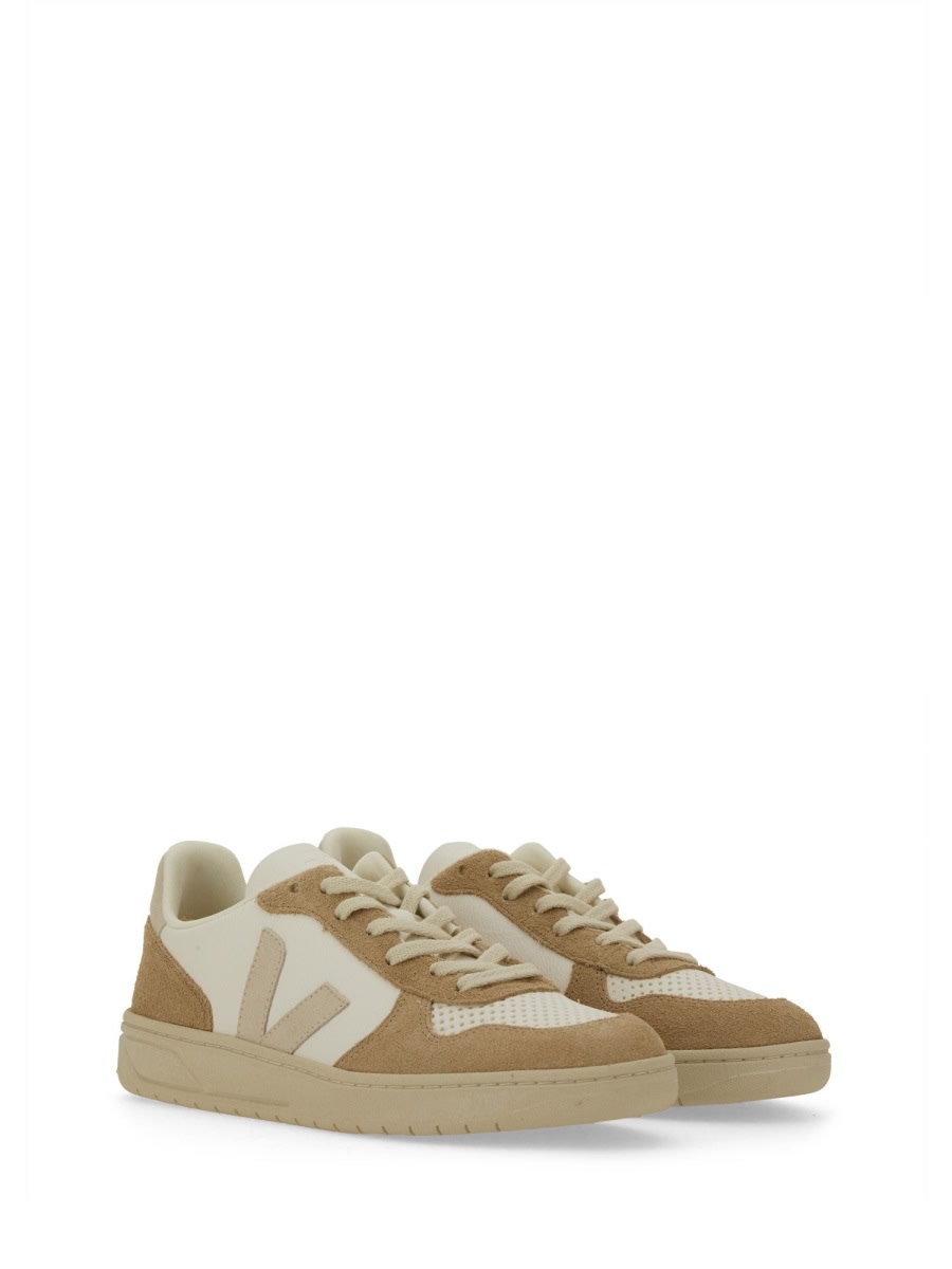 Shop Veja Sneaker V-10 In White