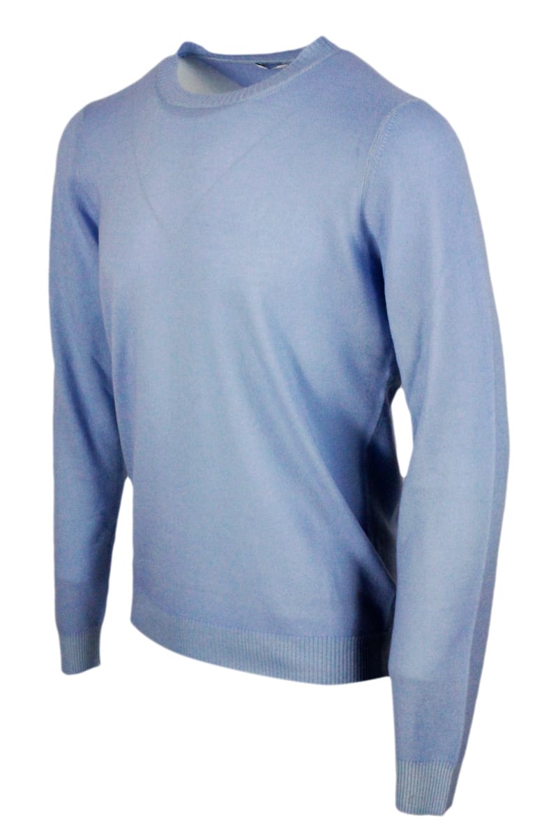 Shop Malo Lightweight Crew-neck Long-sleeved Sweater Made Of Garment-dyed Soft Light Cashmere In Blu Sky