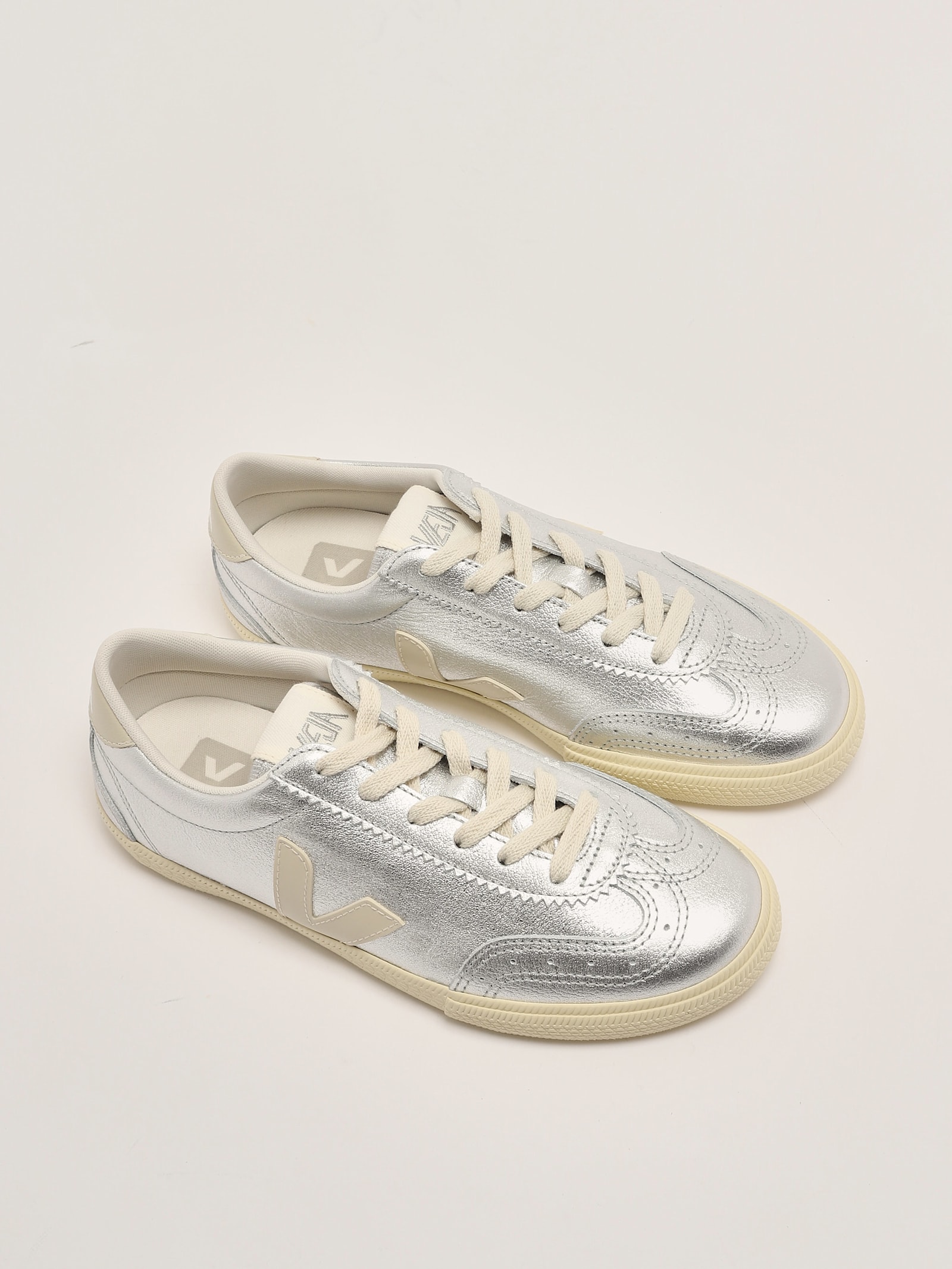 Veja Low-top Metallic Finish Rubber Sole Sneaker In Silver