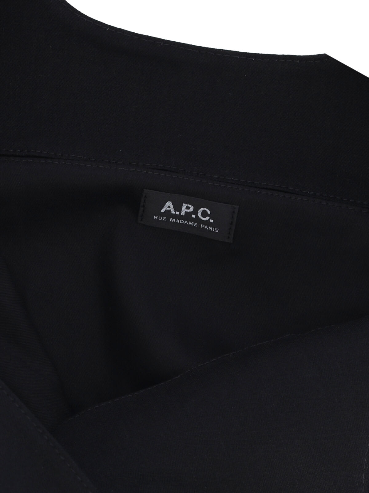 Apc Ninon Tote Bag In Black