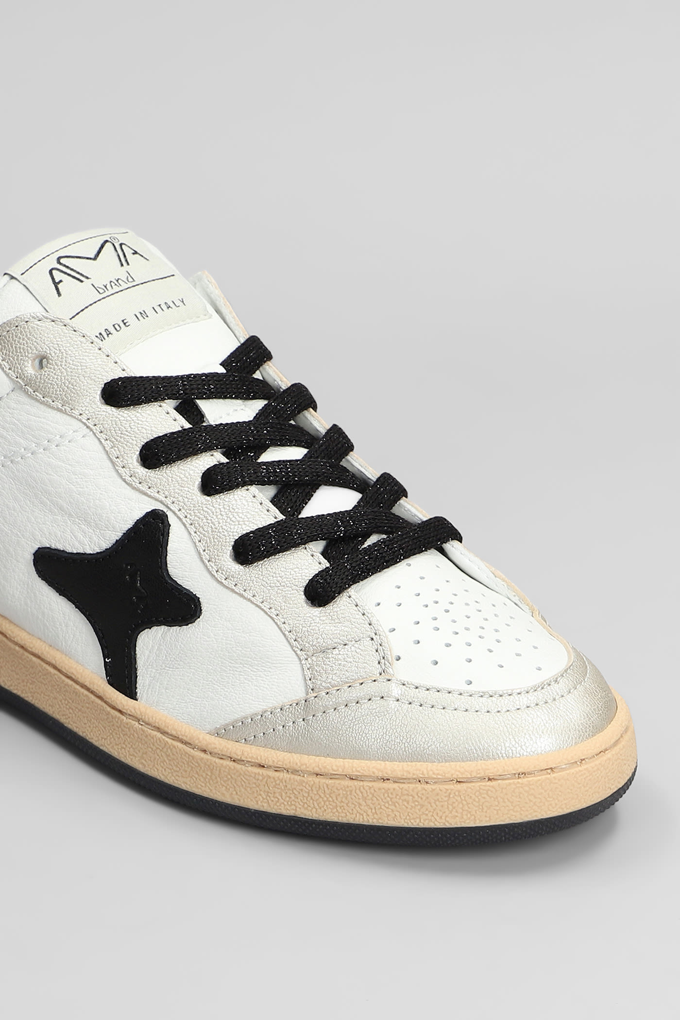 Ama Brand Sneakers In White Leather In White