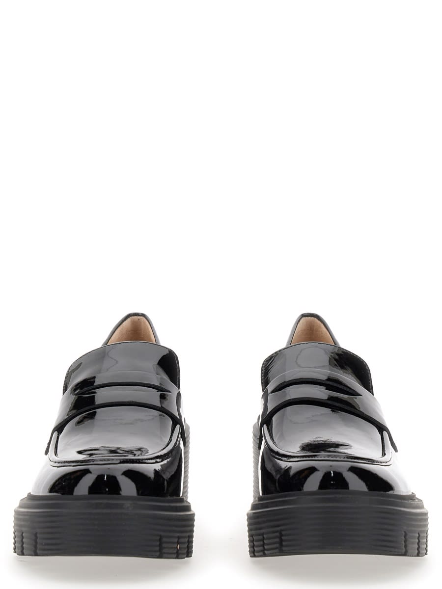 Stuart Weitzman Soho Glossed-leather Platform Loafers In Black