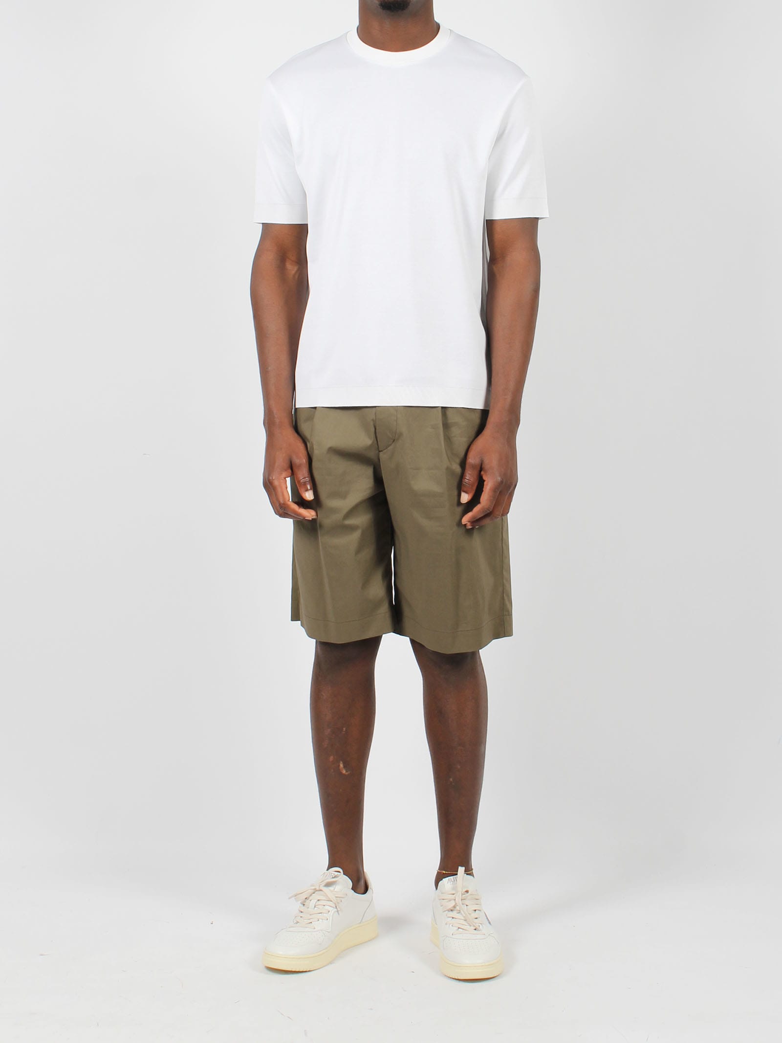 Shop Herno Light Cotton Stretch And Ultralight Crease Shorts In Green