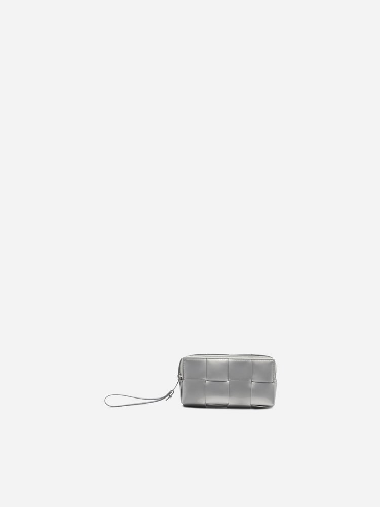 Bottega Veneta Cassette Pouch In Leather With All-over Woven Pattern