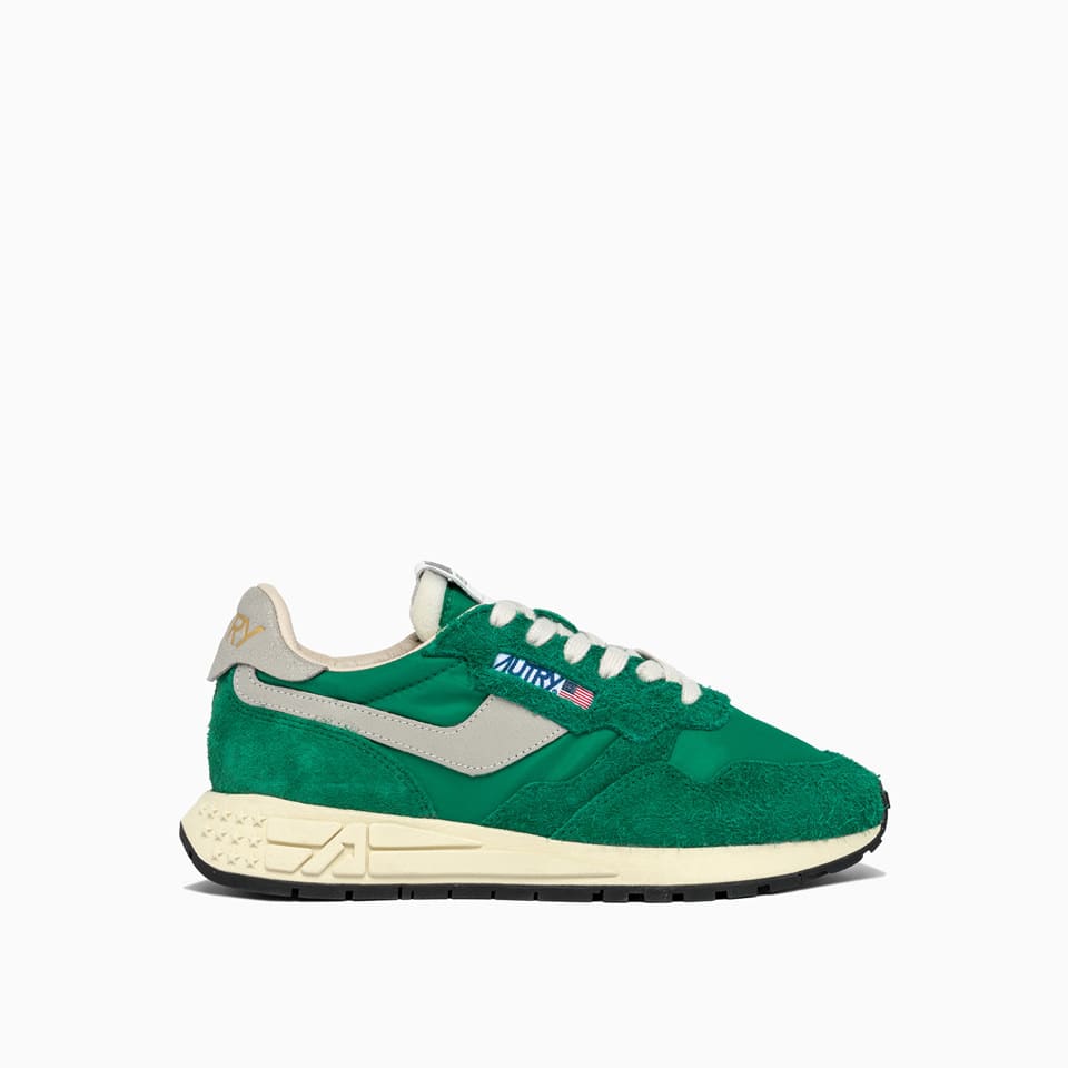 Shop Autry Reelwind Low Sneakers Wwlw Nc03 In Green