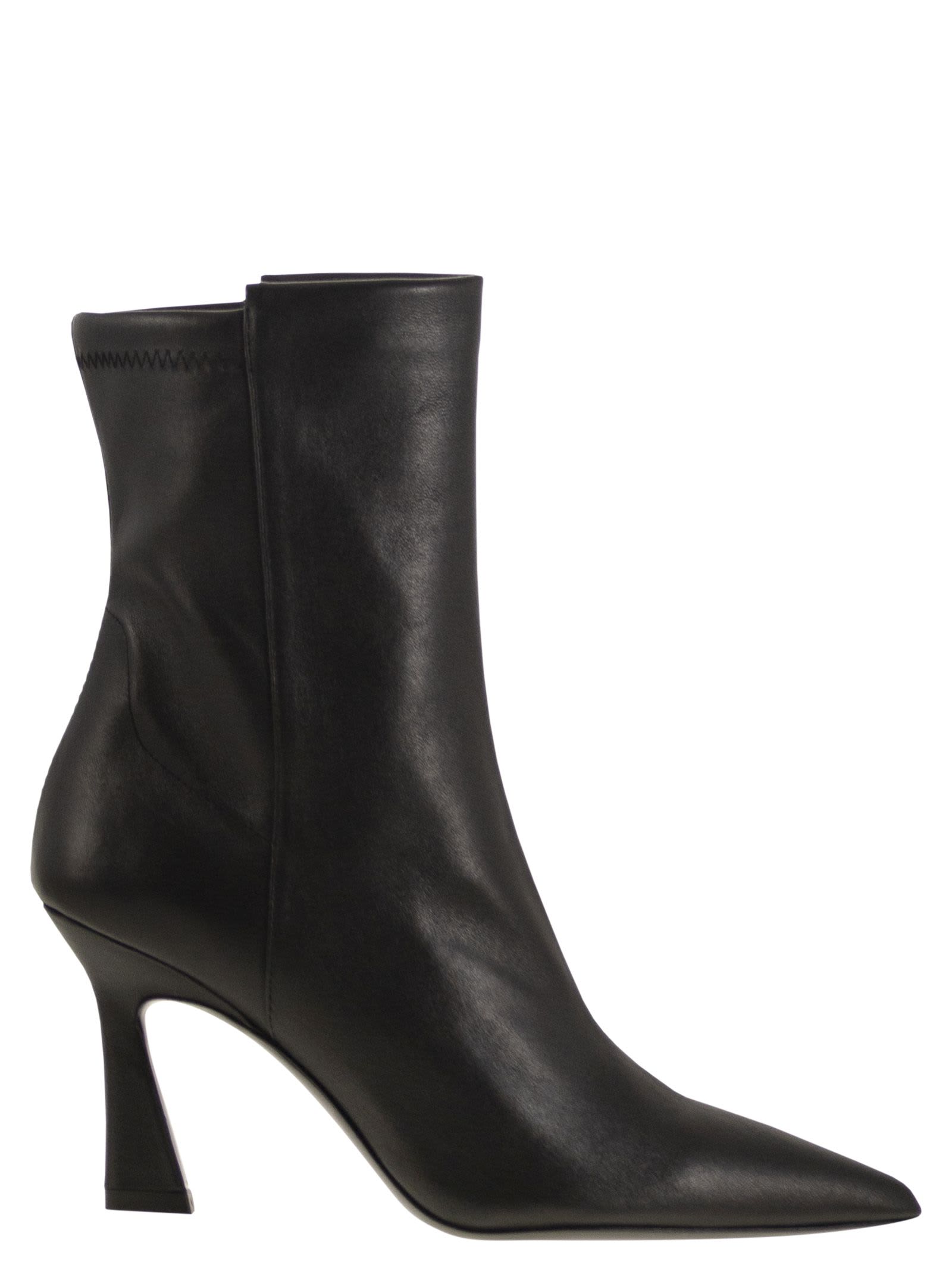 Stuart Weitzman Vinnie - Leather Ankle Boot In Black