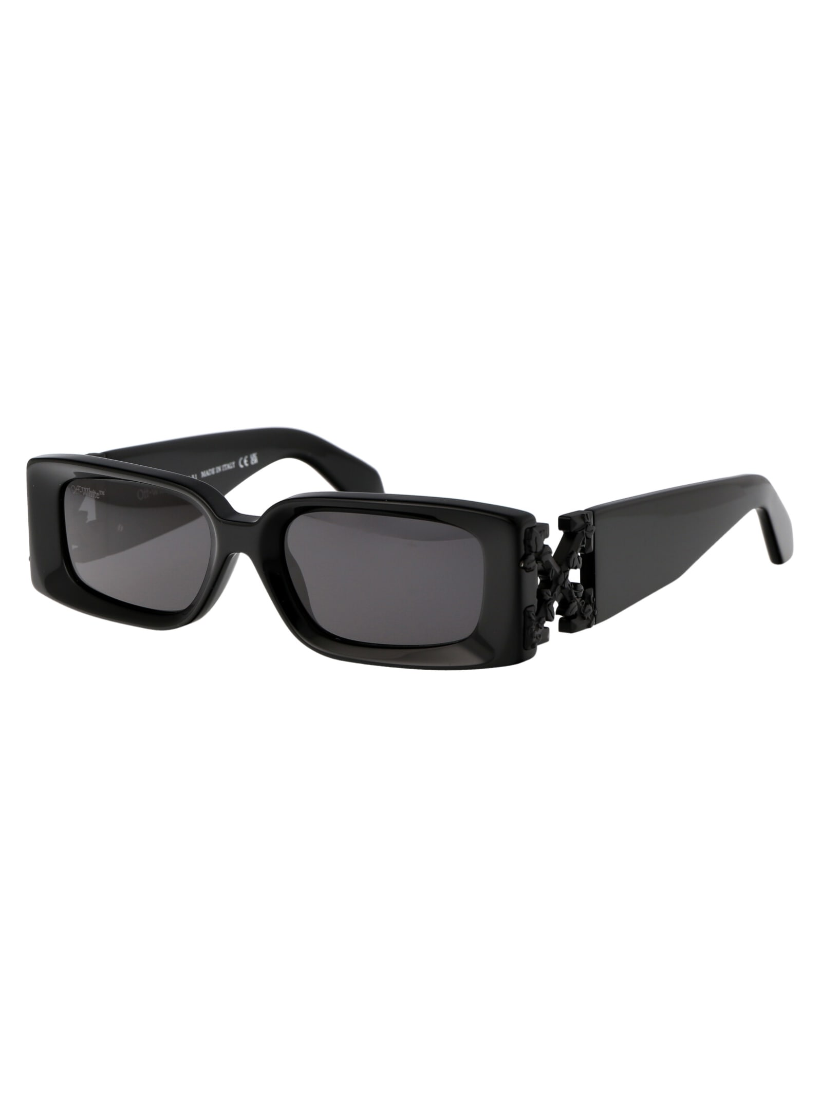 Shop Off-white Roma Sunglasses In 1007 Black