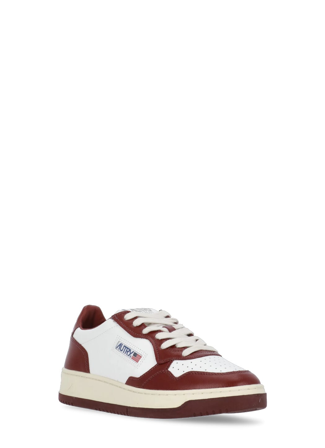 Shop Autry Medalist Low Sneakers In Bordeaux