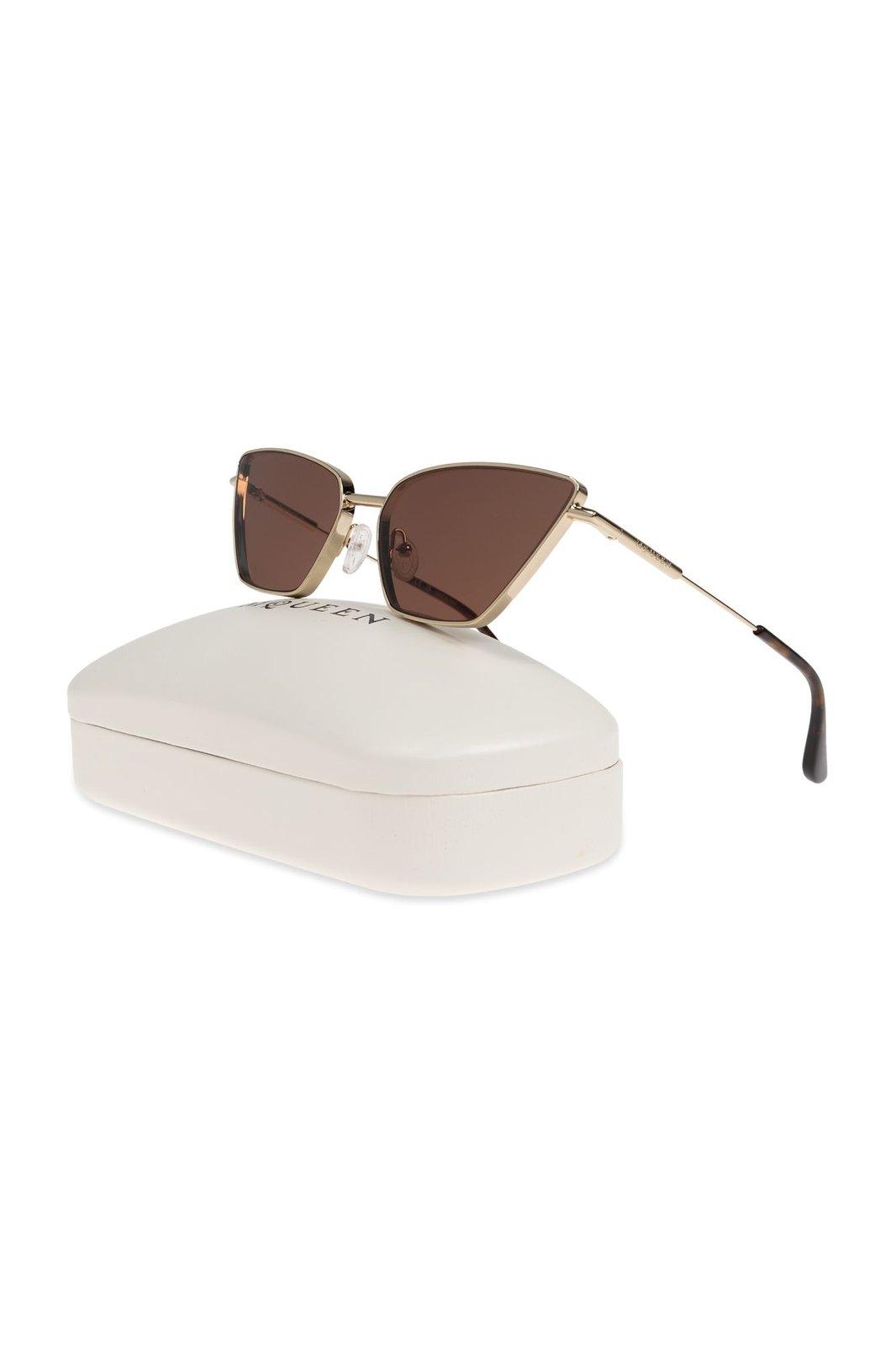Alexander Mcqueen Eyewear Cat-eye Frame Sunglasses In Golden