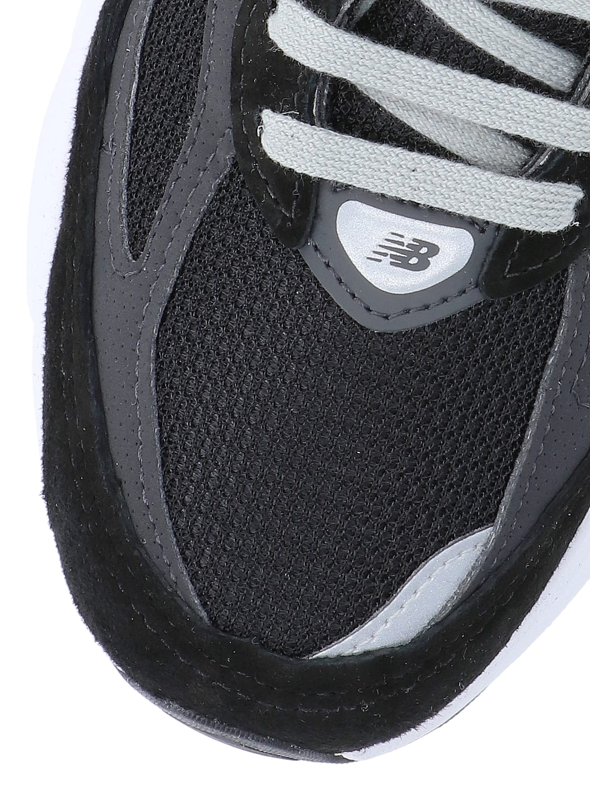 New Balance Black Low Top Sneakers With Logo Detail In Suede And Tech Fabric Woman In Black