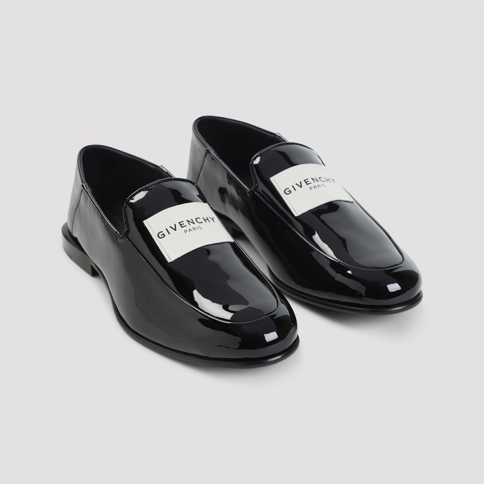 Givenchy Label Loafers In Patent Leather In Multi
