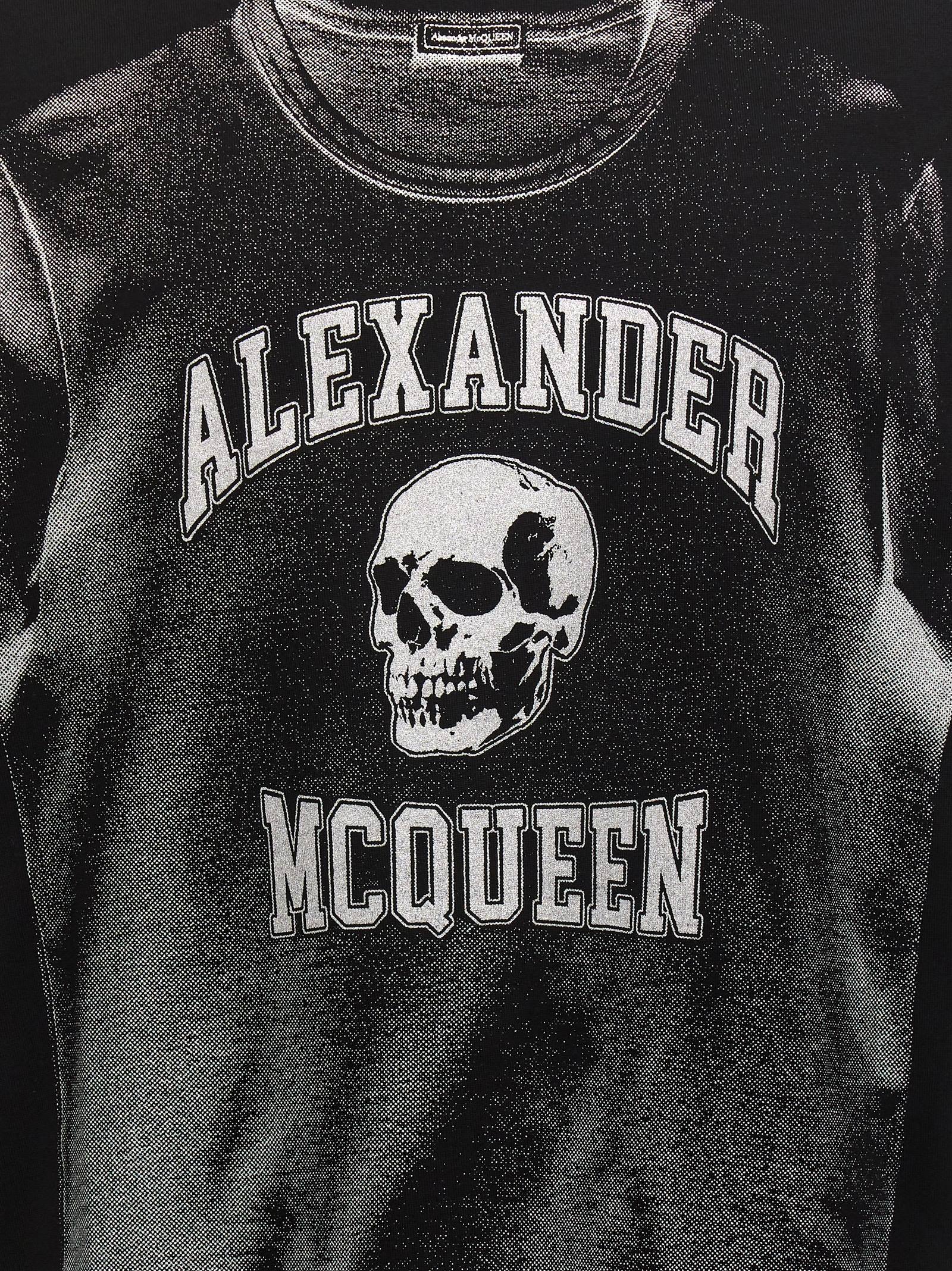 Shop Alexander Mcqueen Logo Print T-shirt In Black