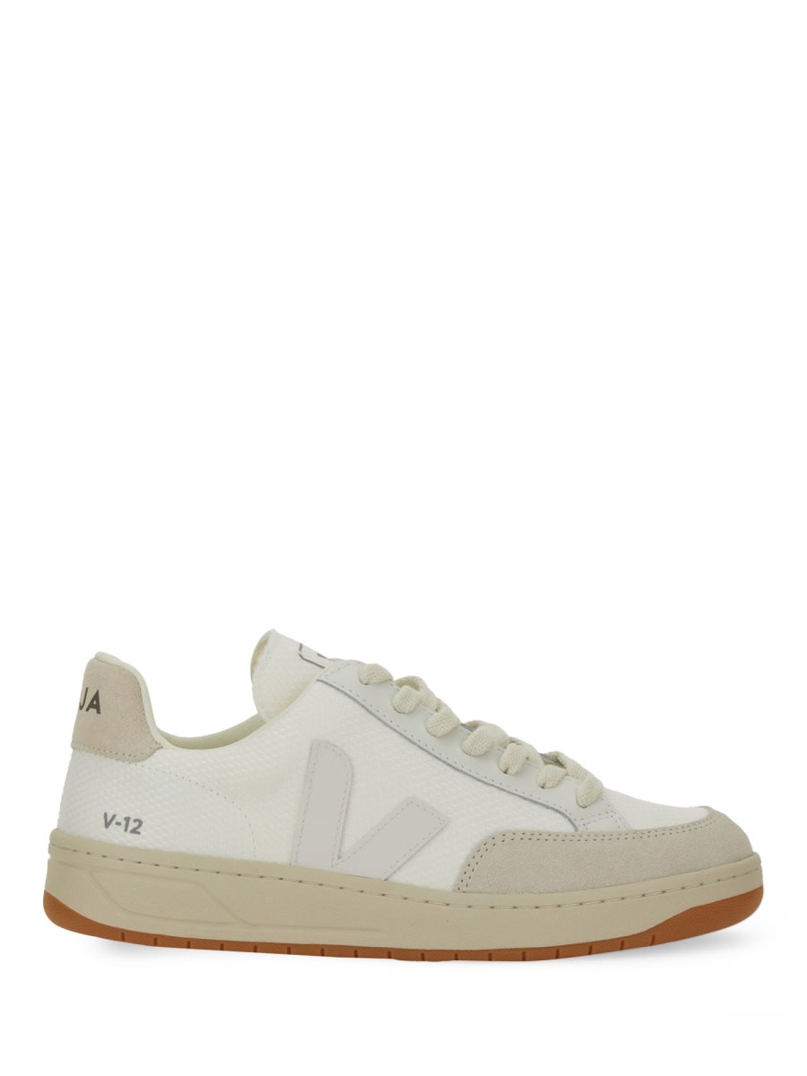Sneaker v-12