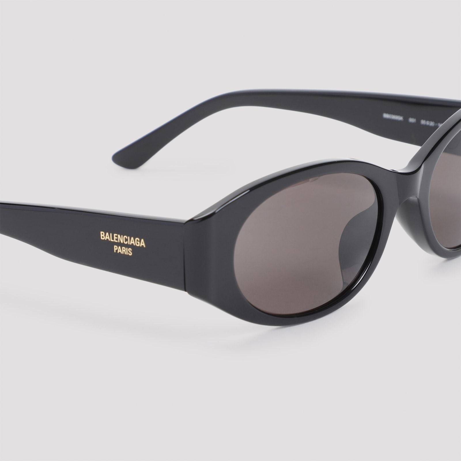 Shop Balenciaga Tuesday Round Af Sunglasses In Black