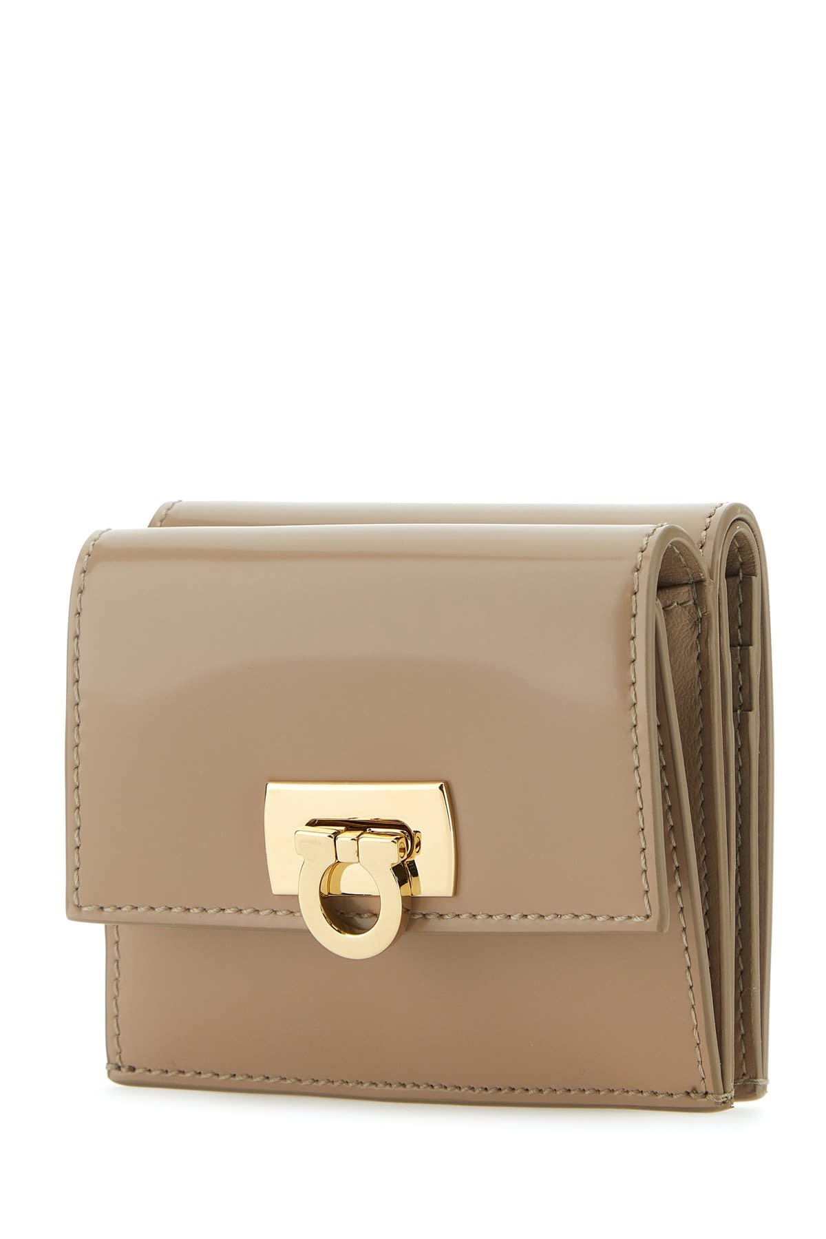 Shop Ferragamo Portafoglio In Beige