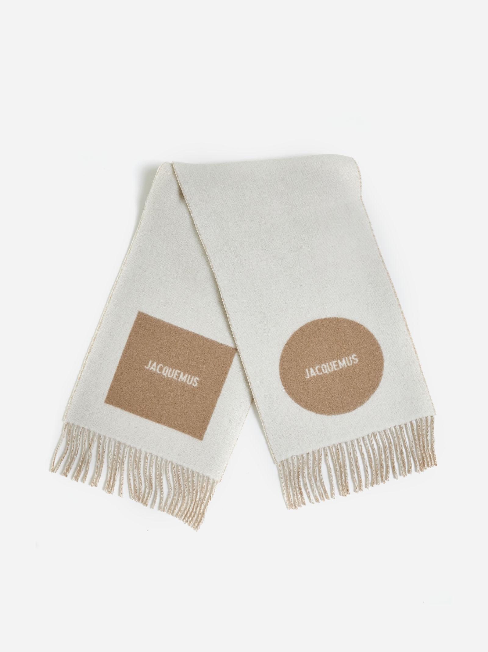 Shop Jacquemus Lecharpe Rond Carre Wool Scarf In Beige