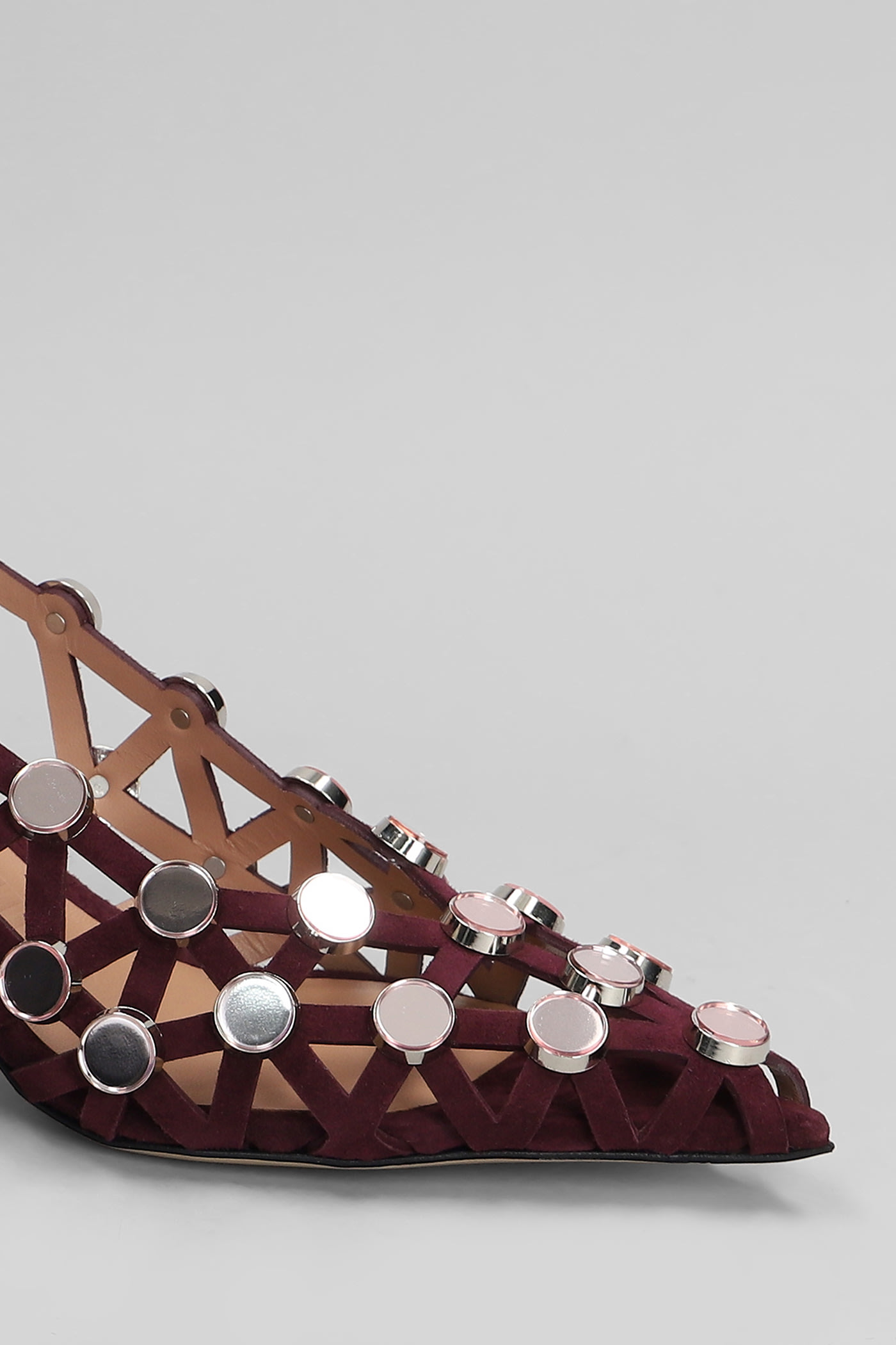 Attico Grid Pumps Bordeaux In Burgundy