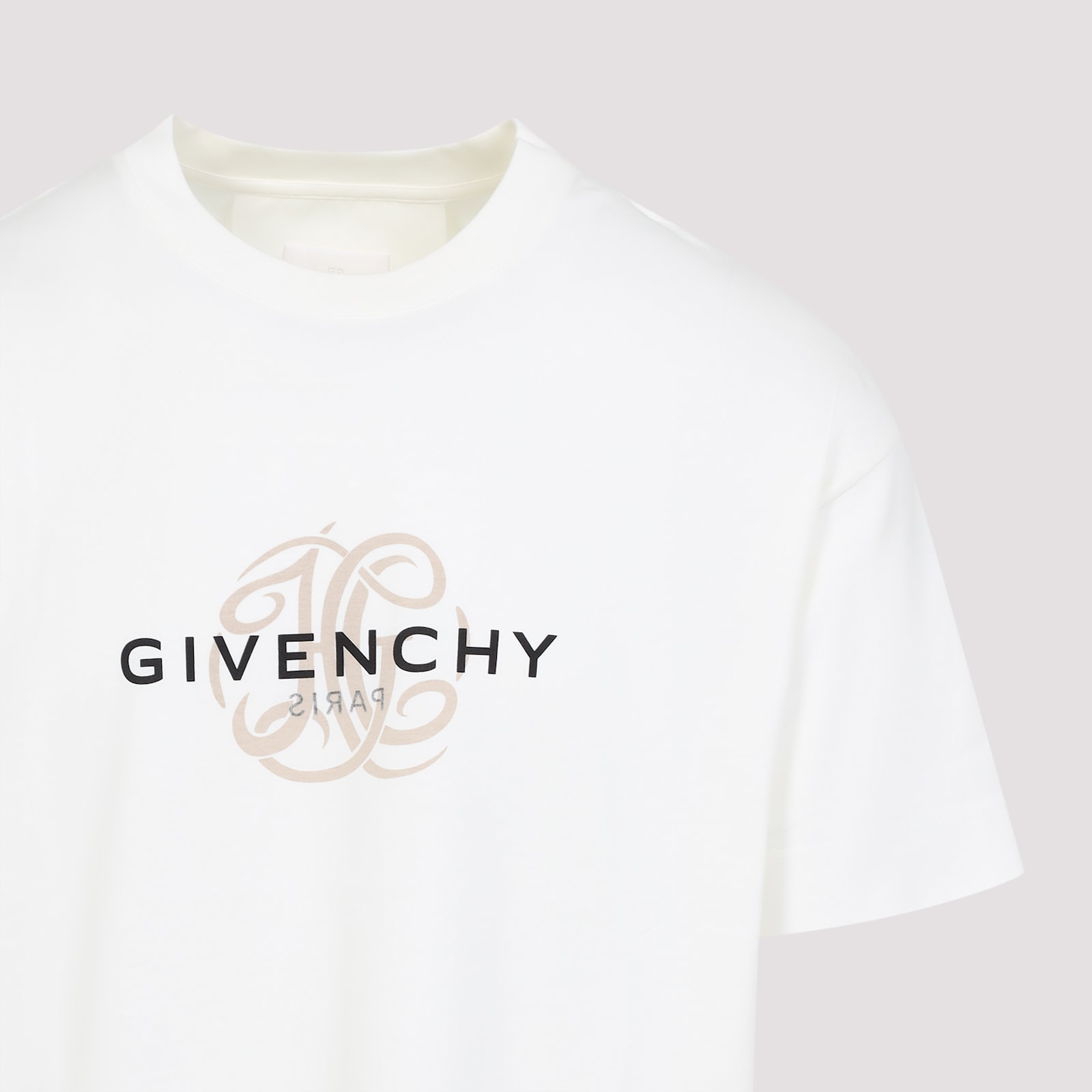 Shop Givenchy T-shirt With Logo In Off White