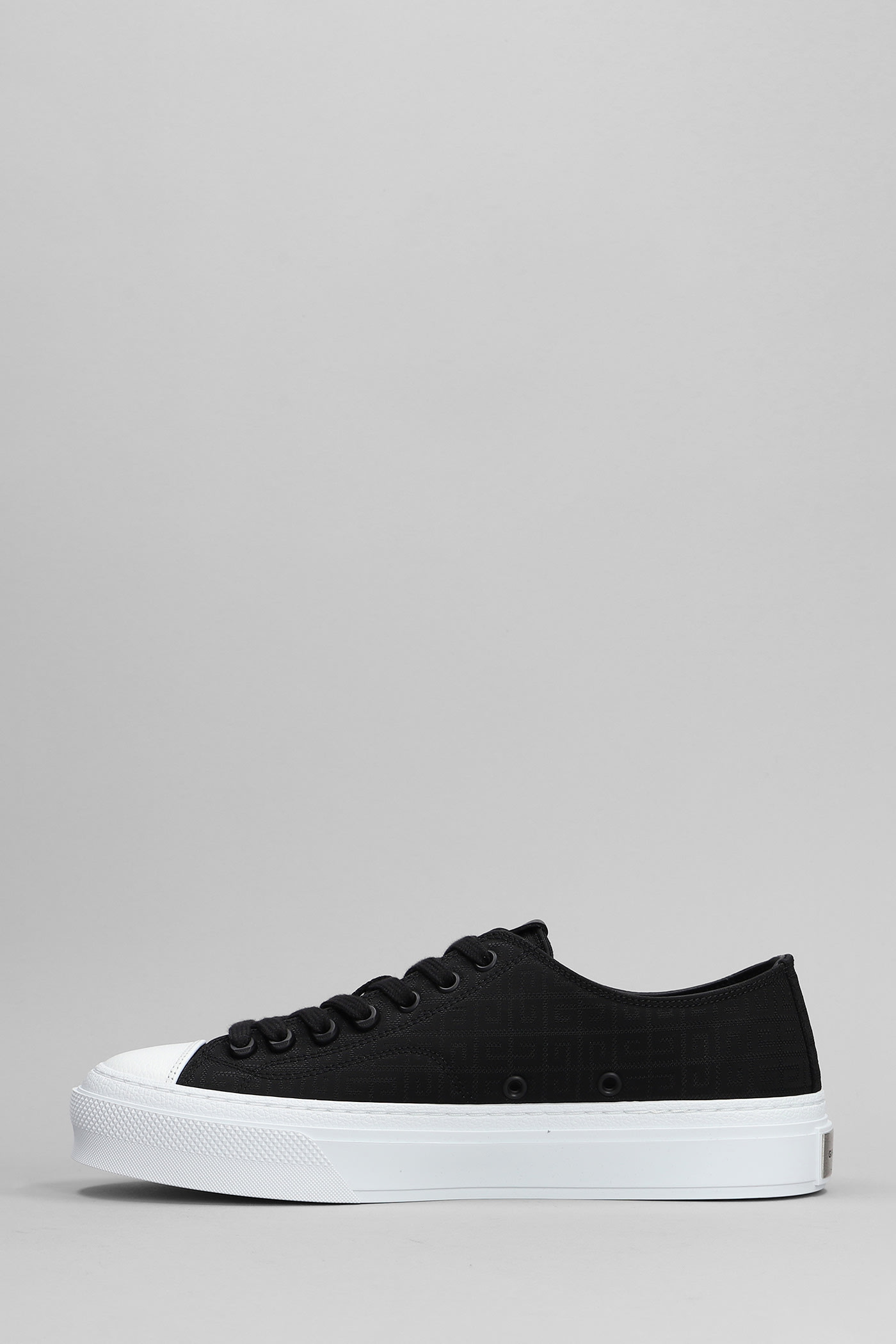 Shop Givenchy City Low Sneakers In Black Leather