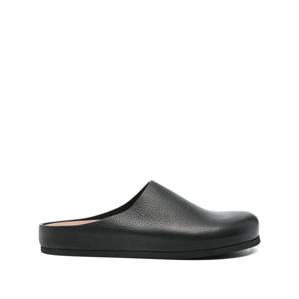 Common Projects Round-toe Mules In Black