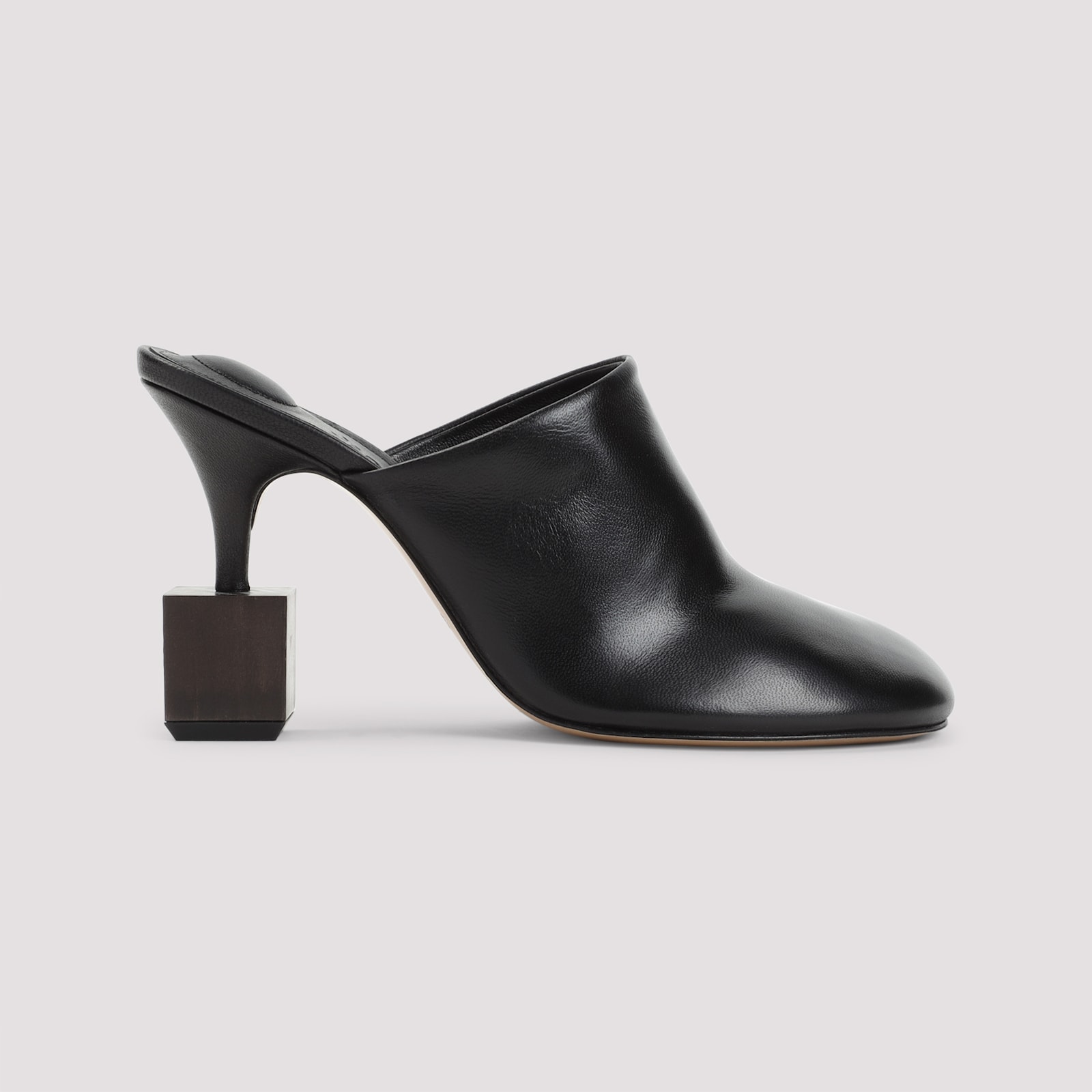 JACQUEMUS BISOU MULES